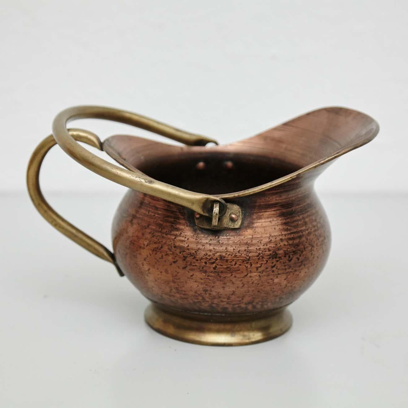 Set di due secchi vintage in ottone per carbone, circa 1950 In condizioni buone in vendita a Barcelona, ES