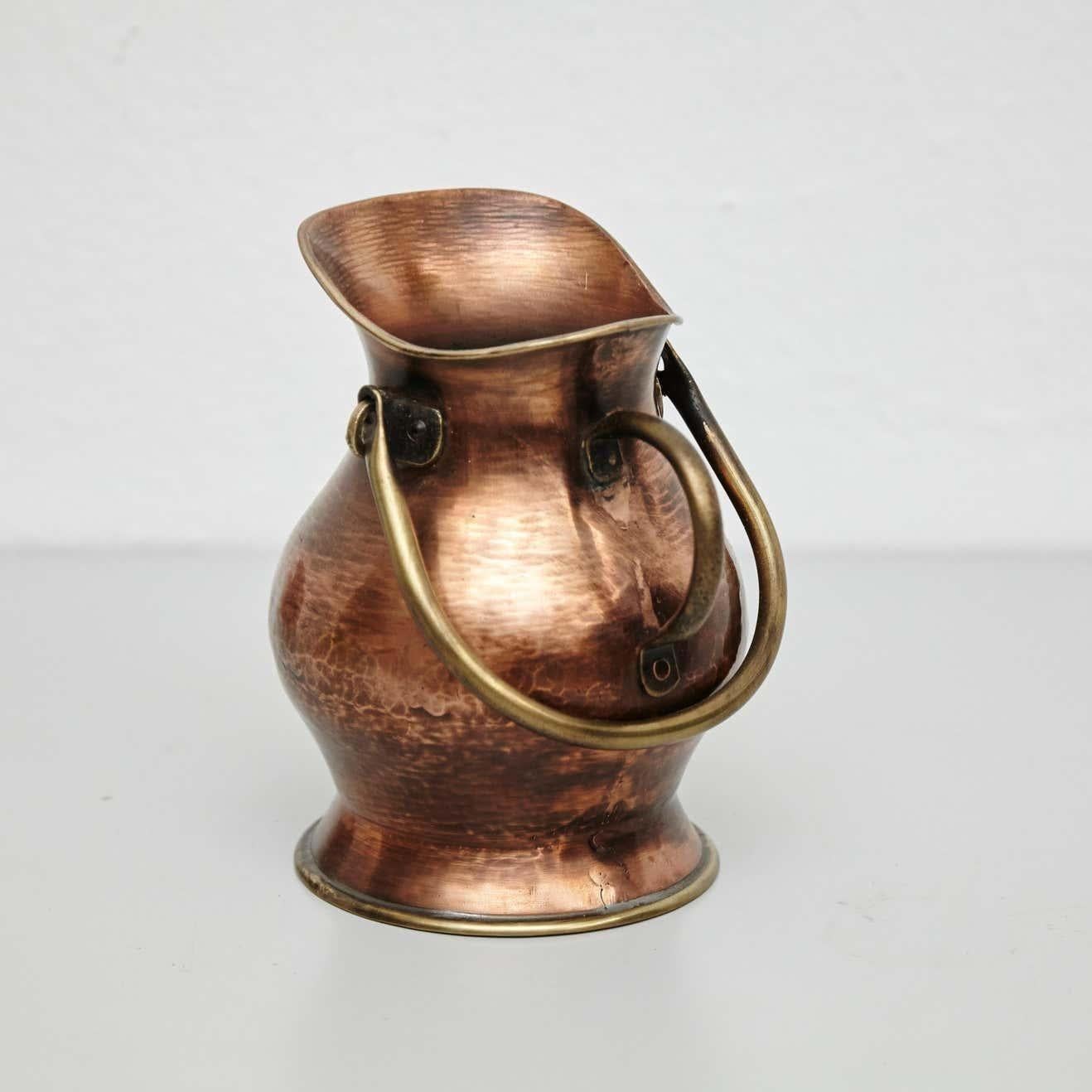 Set di due secchi vintage in ottone per carbone, circa 1950 in vendita 2