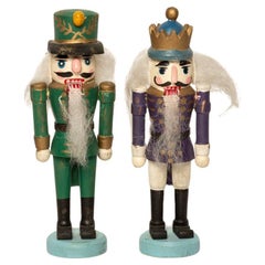 Juego de dos cascanueces navideños vintage, madera, Erzgebirge, Alemania, 1970