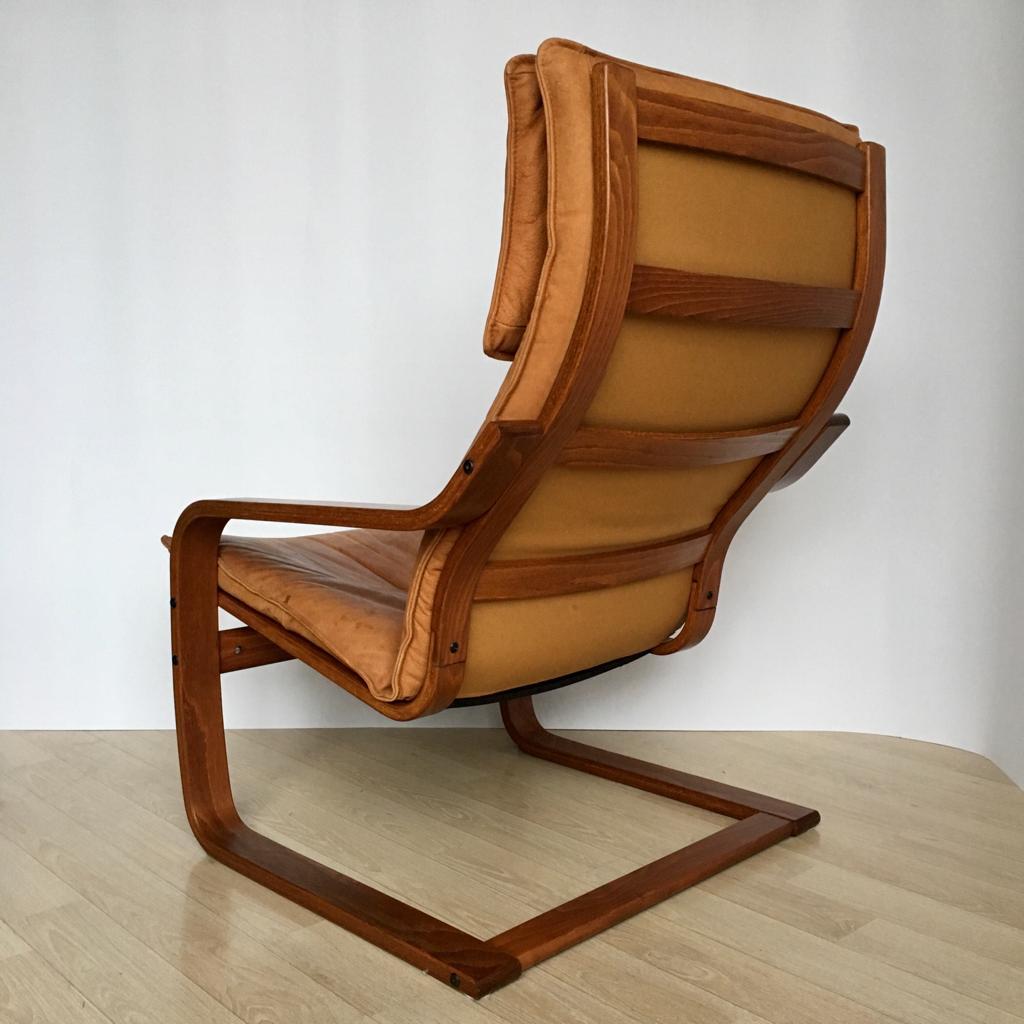 Vintage Cognaс Leder Poäng Stuhl von Noboru Nakamura für Ikea, 1999 (Skandinavische Moderne) im Angebot