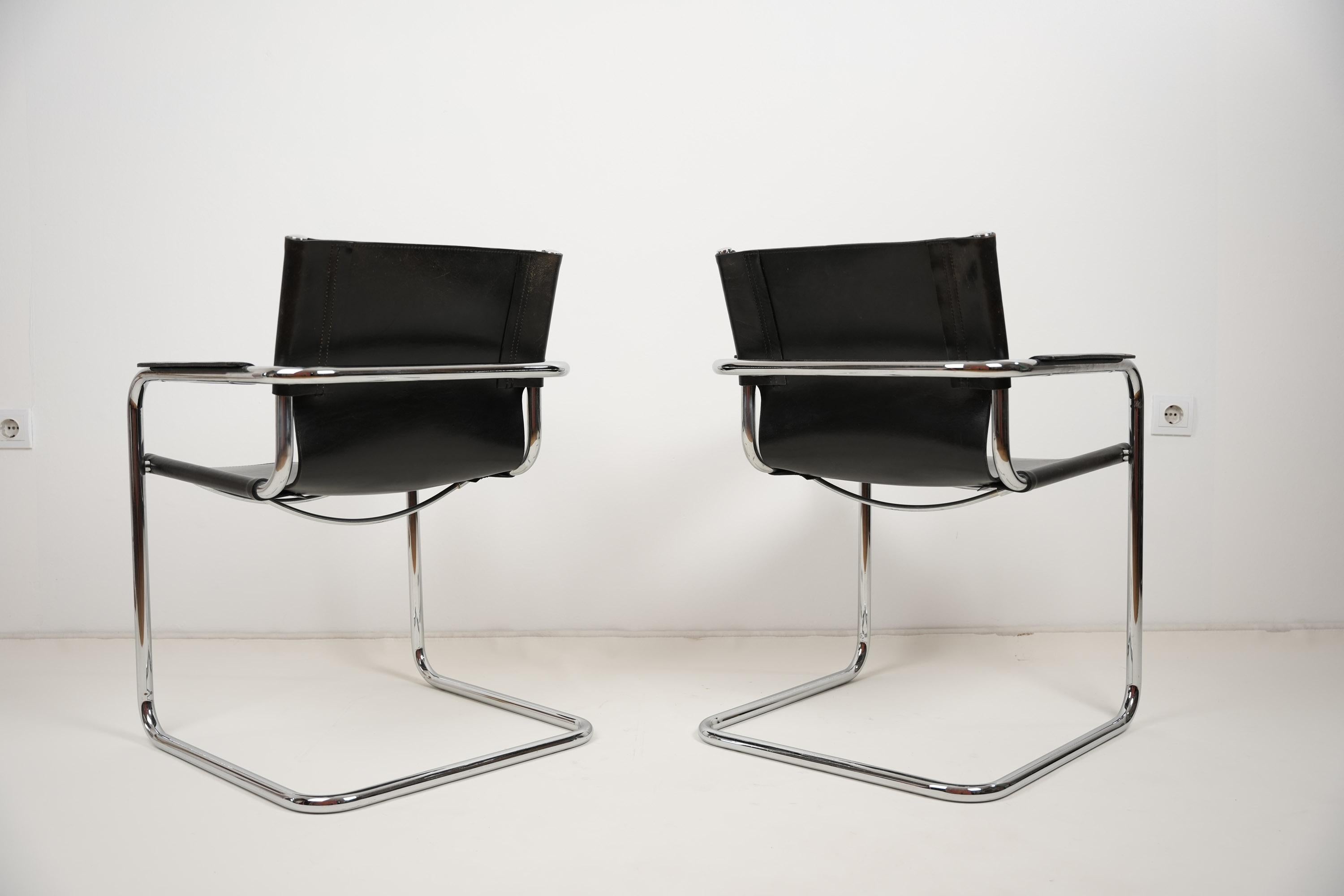 Late 20th Century Set of Two Vintage Leather Cantilever Chair By FASEM Italy 1980s For Sale