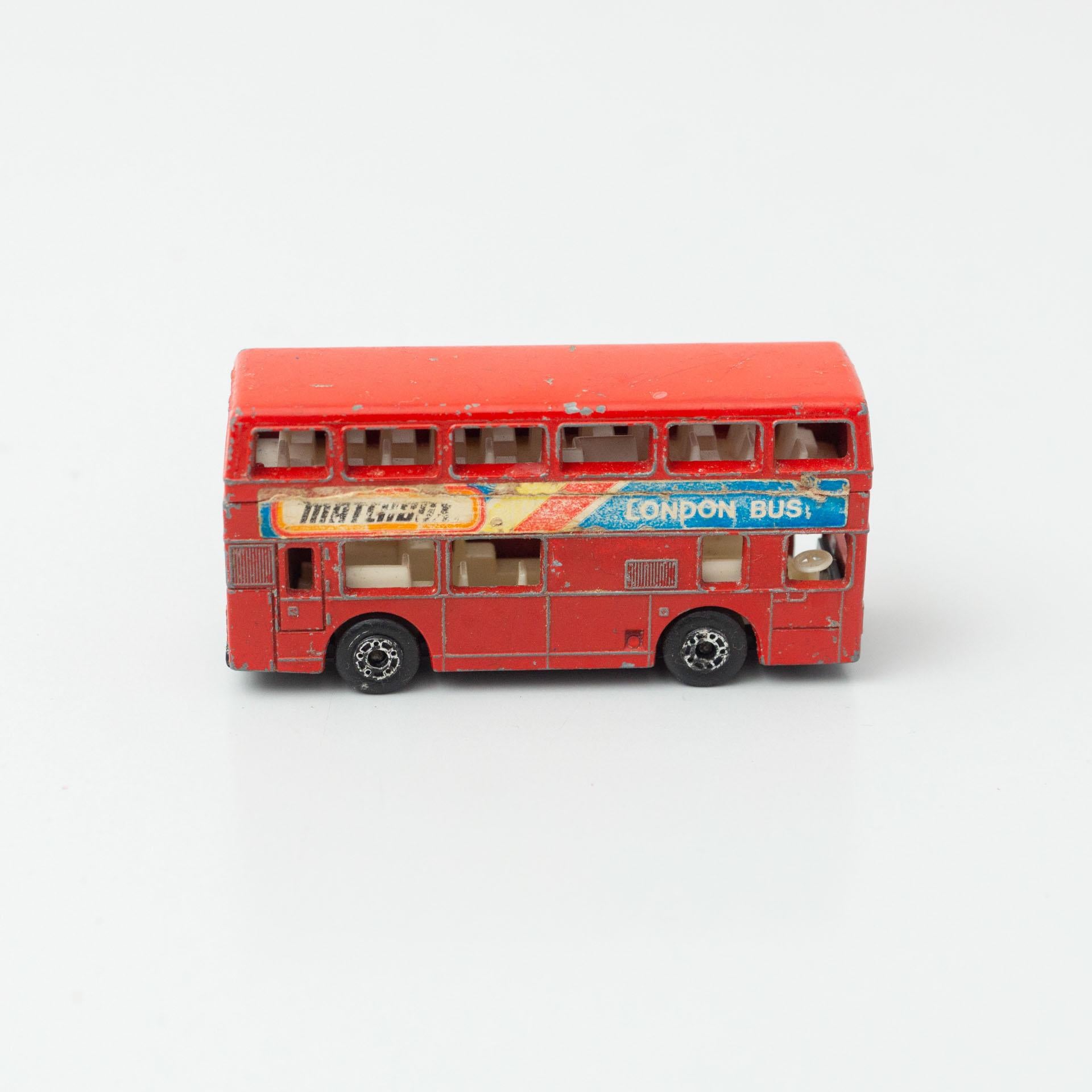 Set of Two Vintage London Bus Match Box Car Toys, circa 1960 In Good Condition In Barcelona, Barcelona