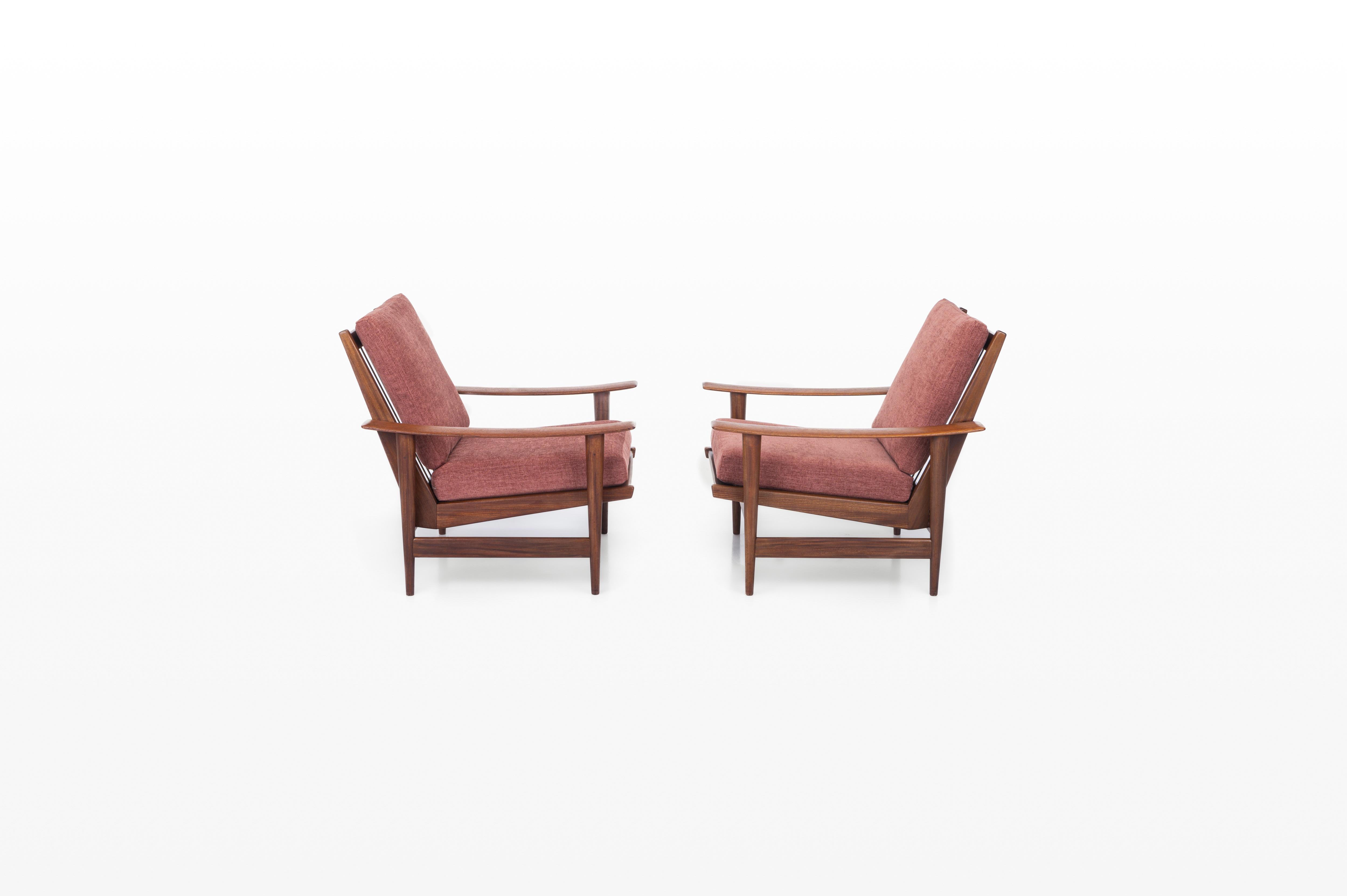 Scandinavian Modern Set of two vintage lounge chairs For Sale