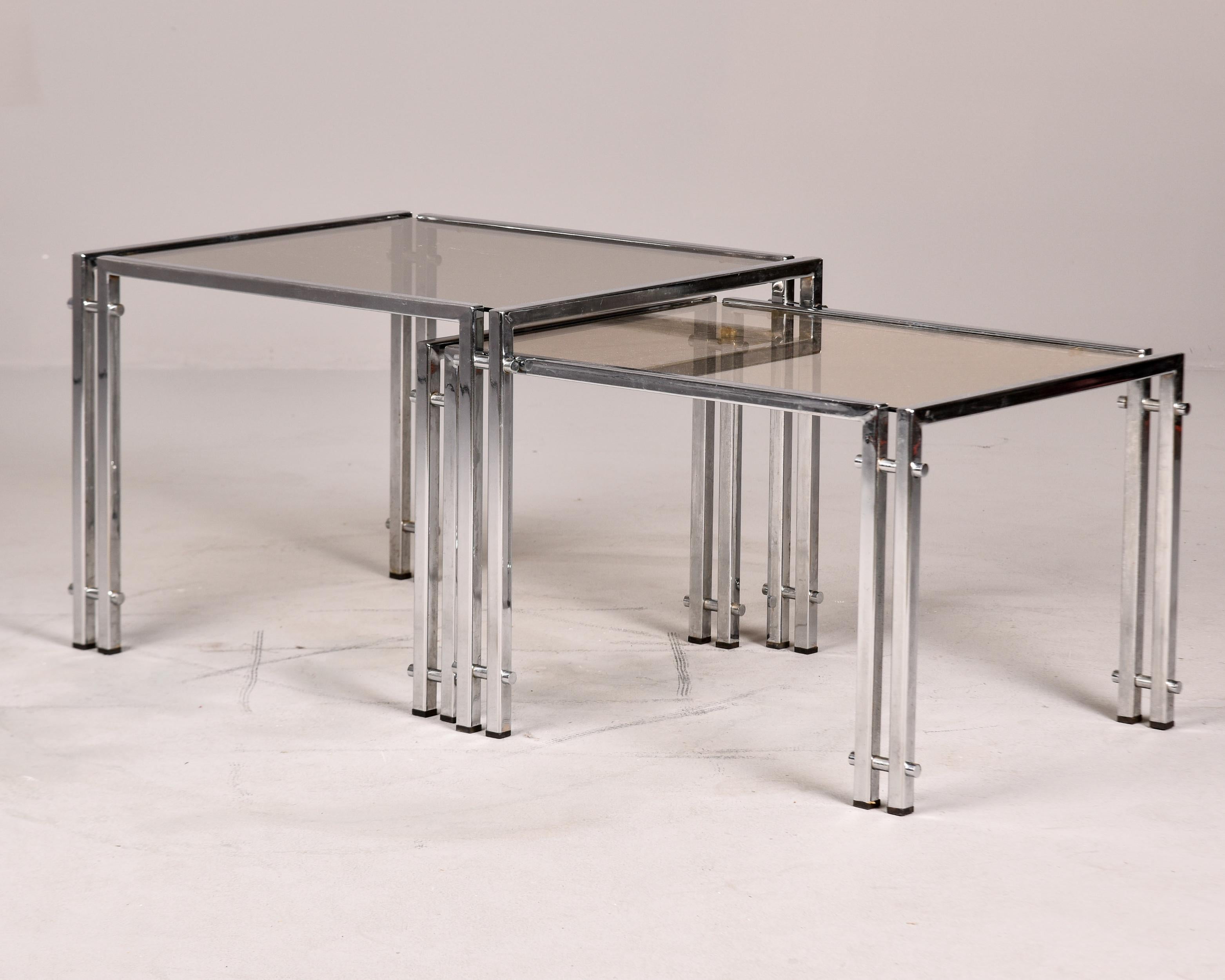 Set of Two Vintage Nesting Tables with Chrome Frames and Pale Smoke Glass Tops For Sale 3