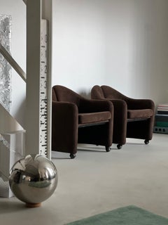 Set of Two Vintage P142 lounge chairs by Eugenio Gerli for Tecno