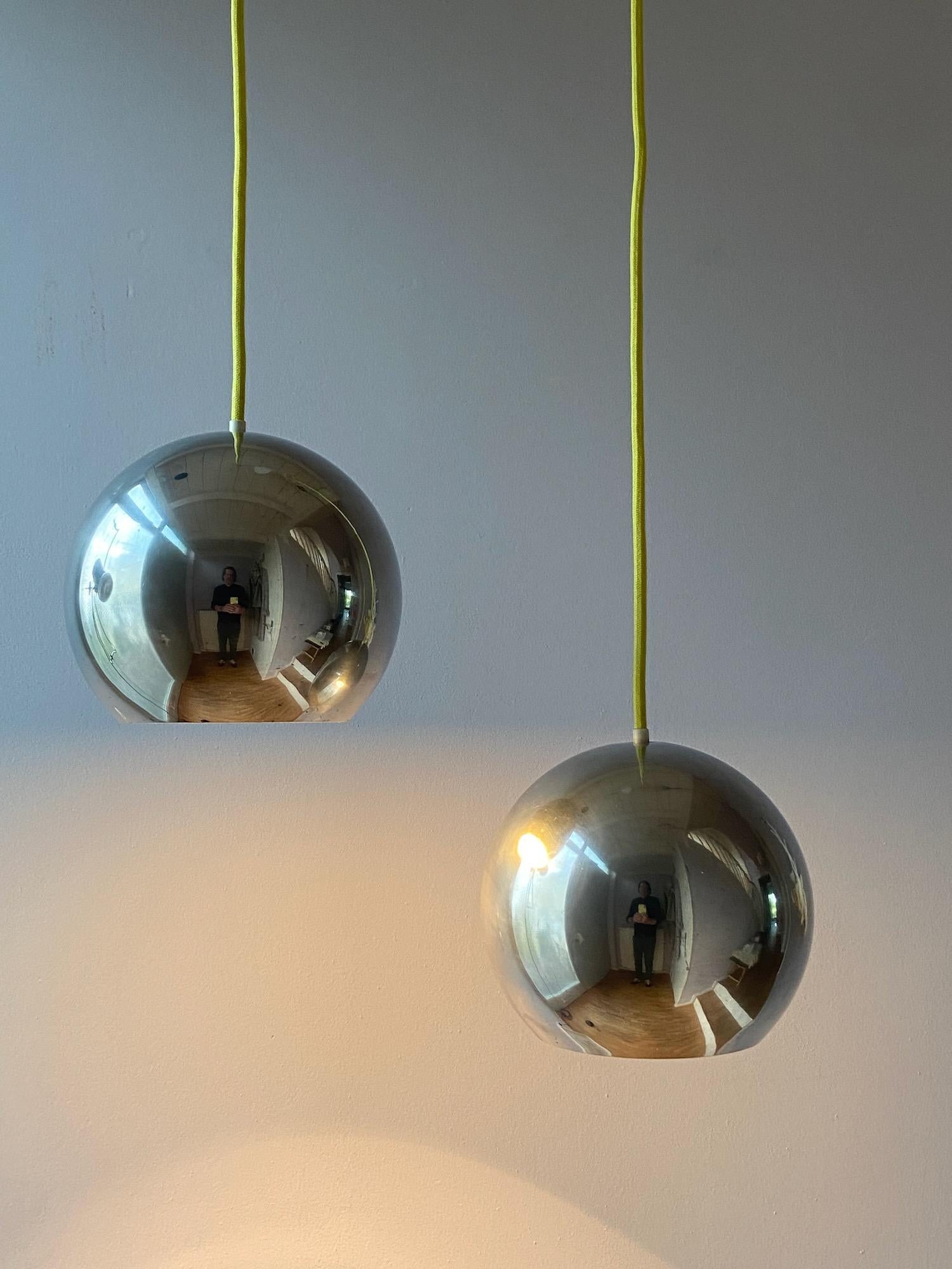 Set of Two Vintage Topan Pendant Lamps by Verner Panton Louis Poulsen, Denmark 6