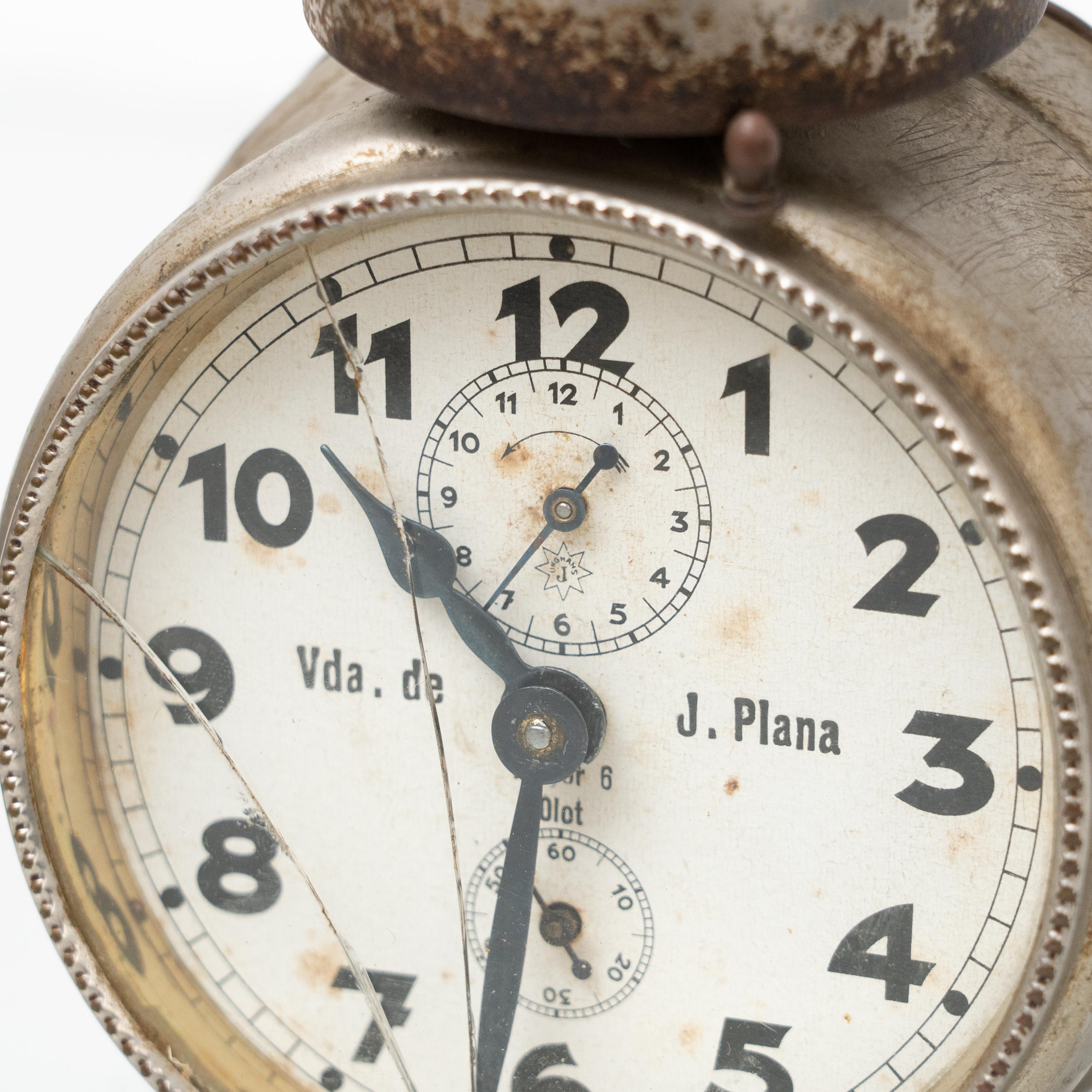Ensemble de deux horloges d'alarme espagnoles traditionnelles vintage, vers 1960 en vente 5