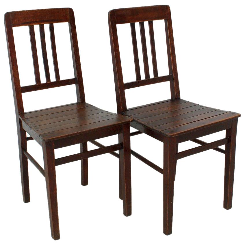 Set of Two Vintage Wooden Chairs, circa 1920 For Sale