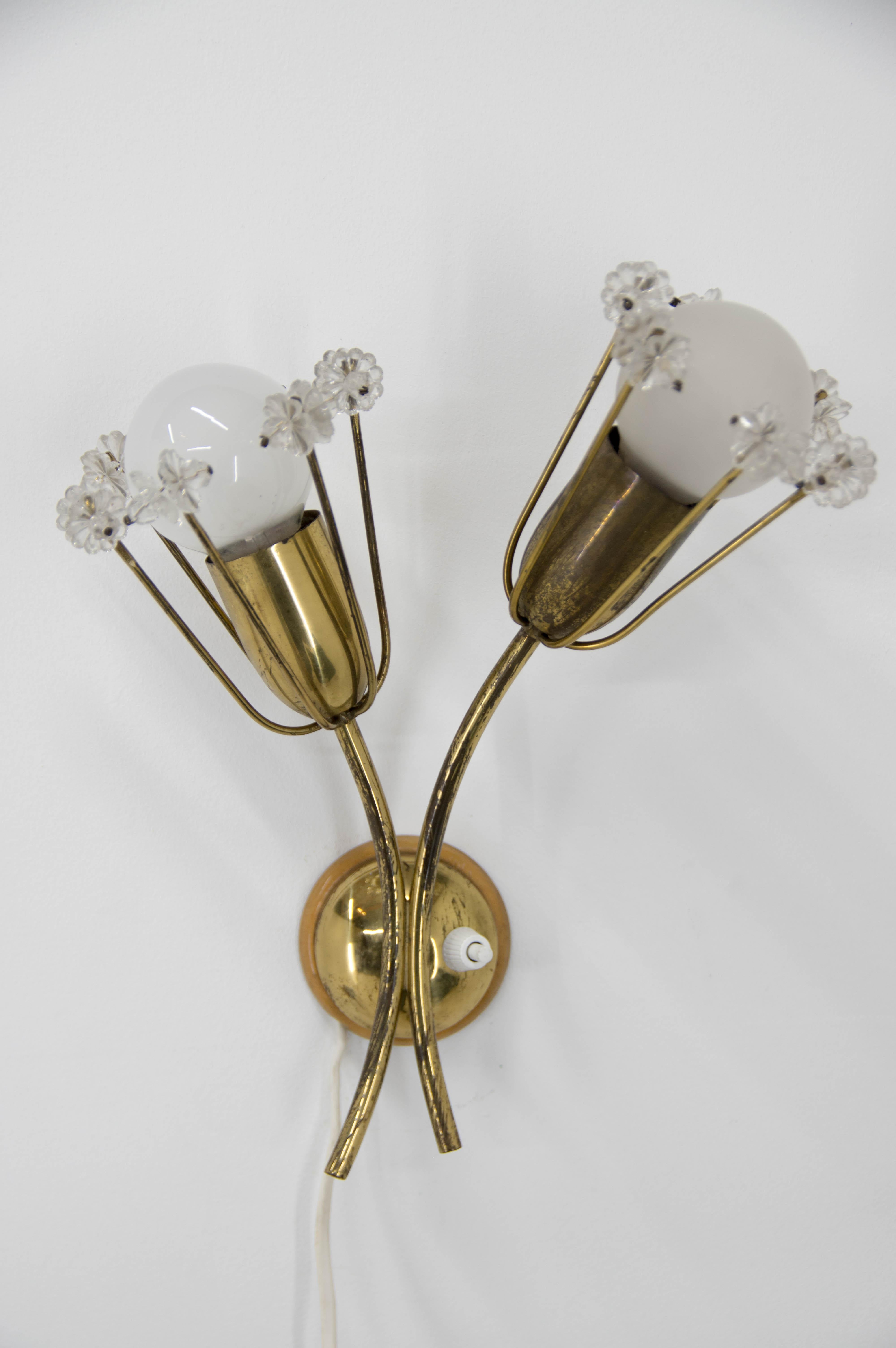 Autrichien Ensemble de deux appliques par Emil Stejnar pour Rupert Nikoll, années 1950 en vente
