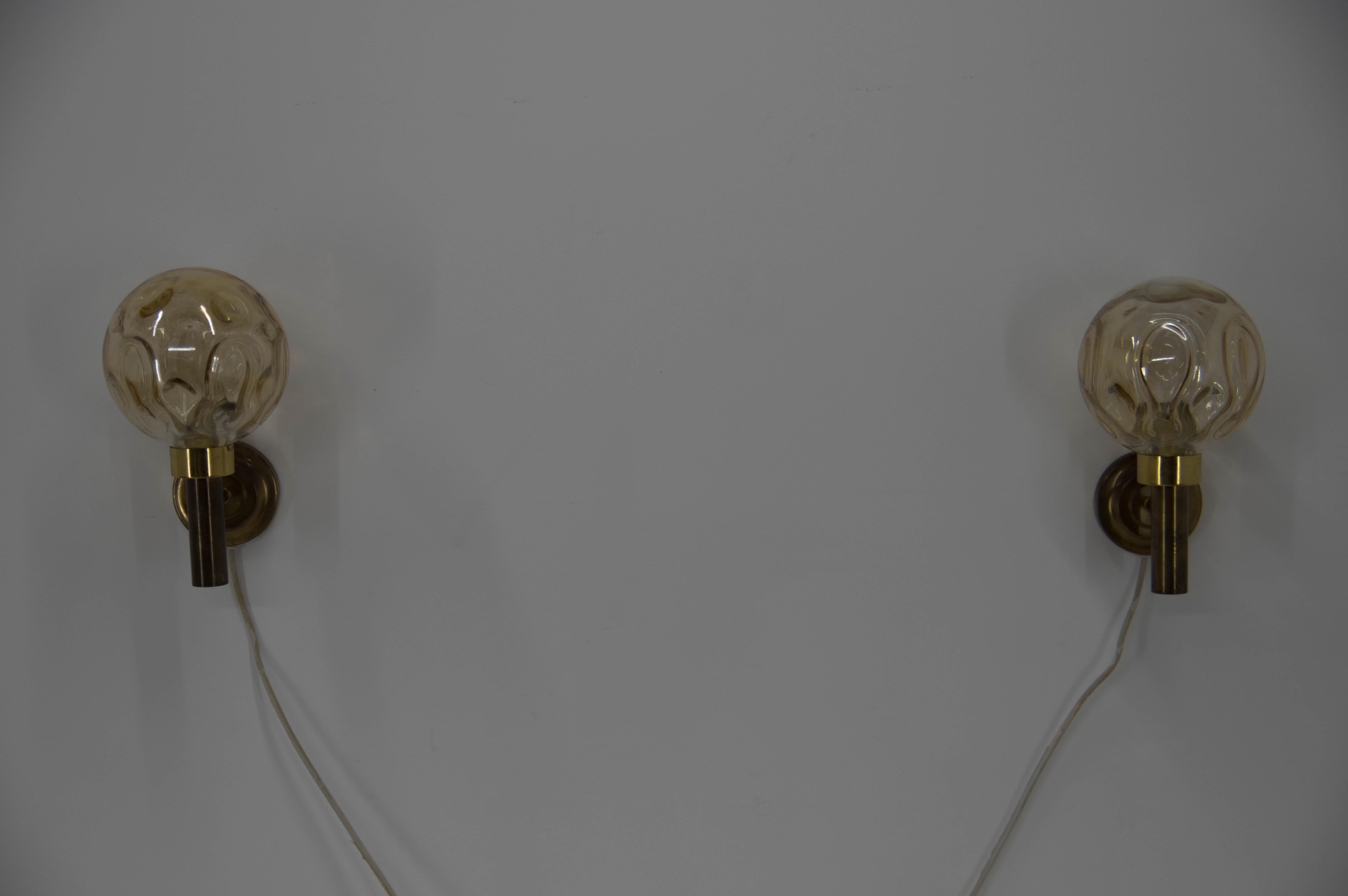 Juego de dos lámparas de pared, Dinamarca, 1970 en venta 2