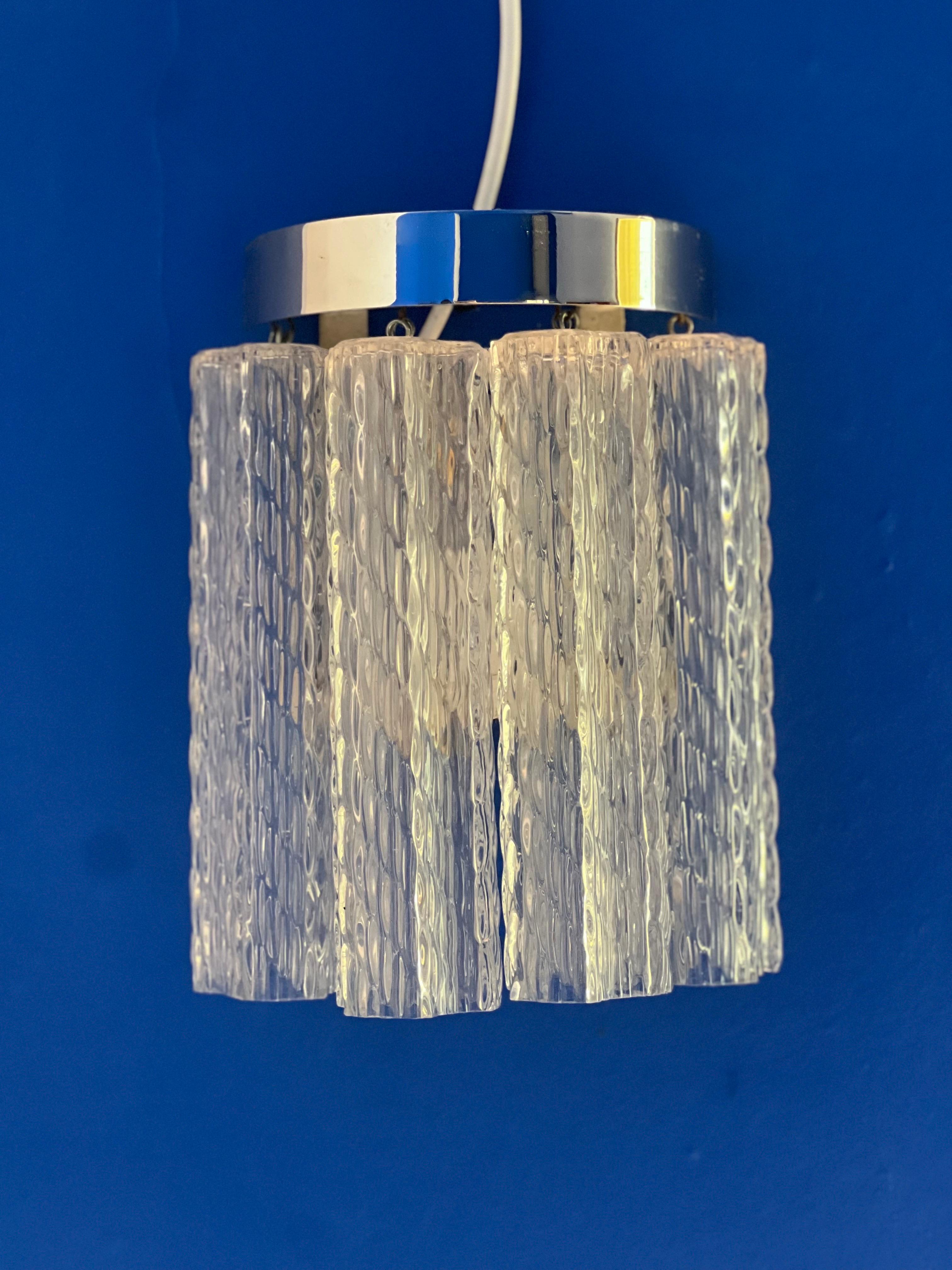 Chrome Set of two wall sconces in Murano glass and chromed metal, Italian Decorative For Sale