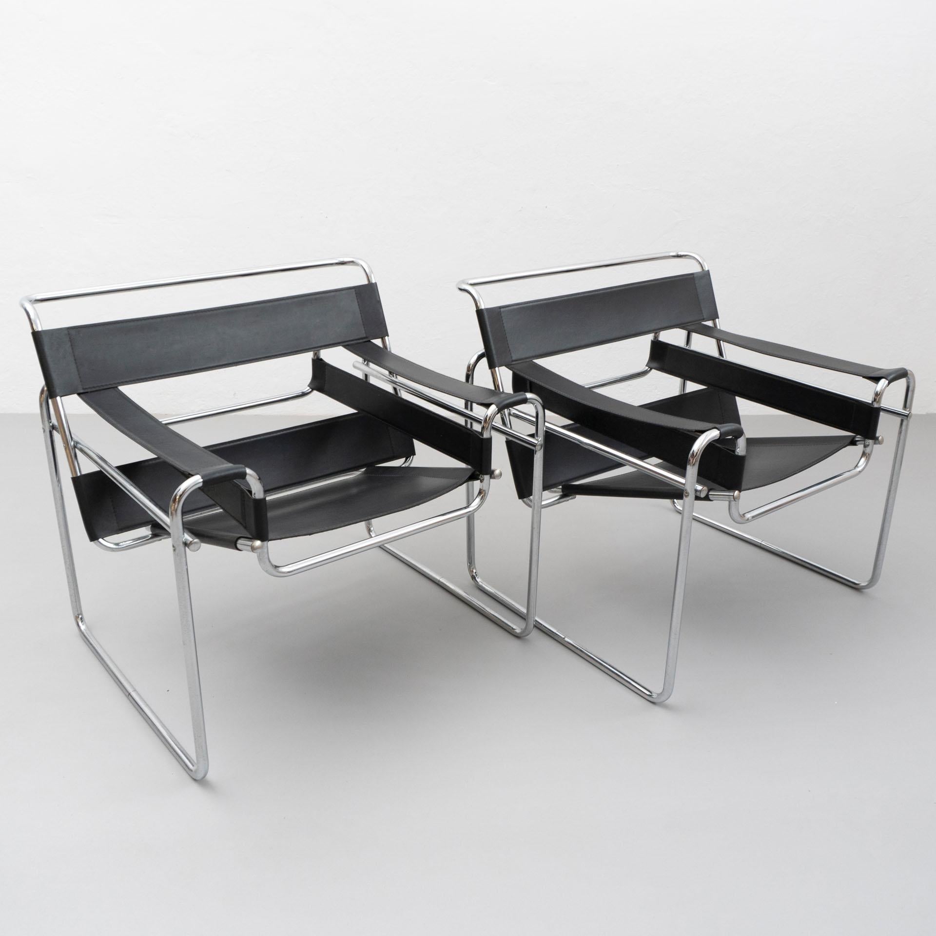 The Wassily chair, also known as the model B3 chair, was inspired by the frame of a bicycle and influenced by the constructivist theories of the De Stjil movement. Marcel Breuer was still an apprentice at the Bauhaus when he reduced the Classic club