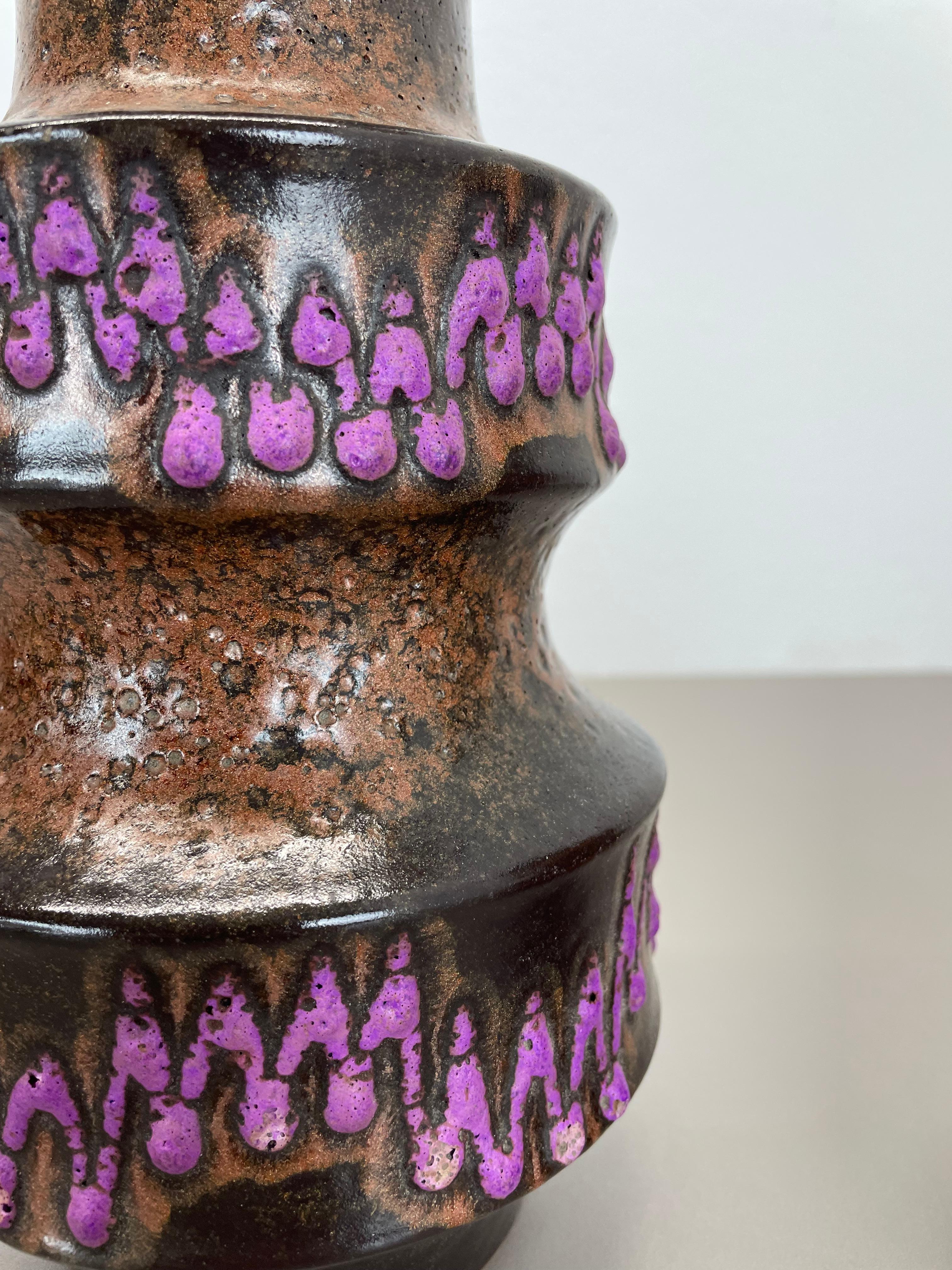 Set di due vasi Fat Lava in ceramica WGP 