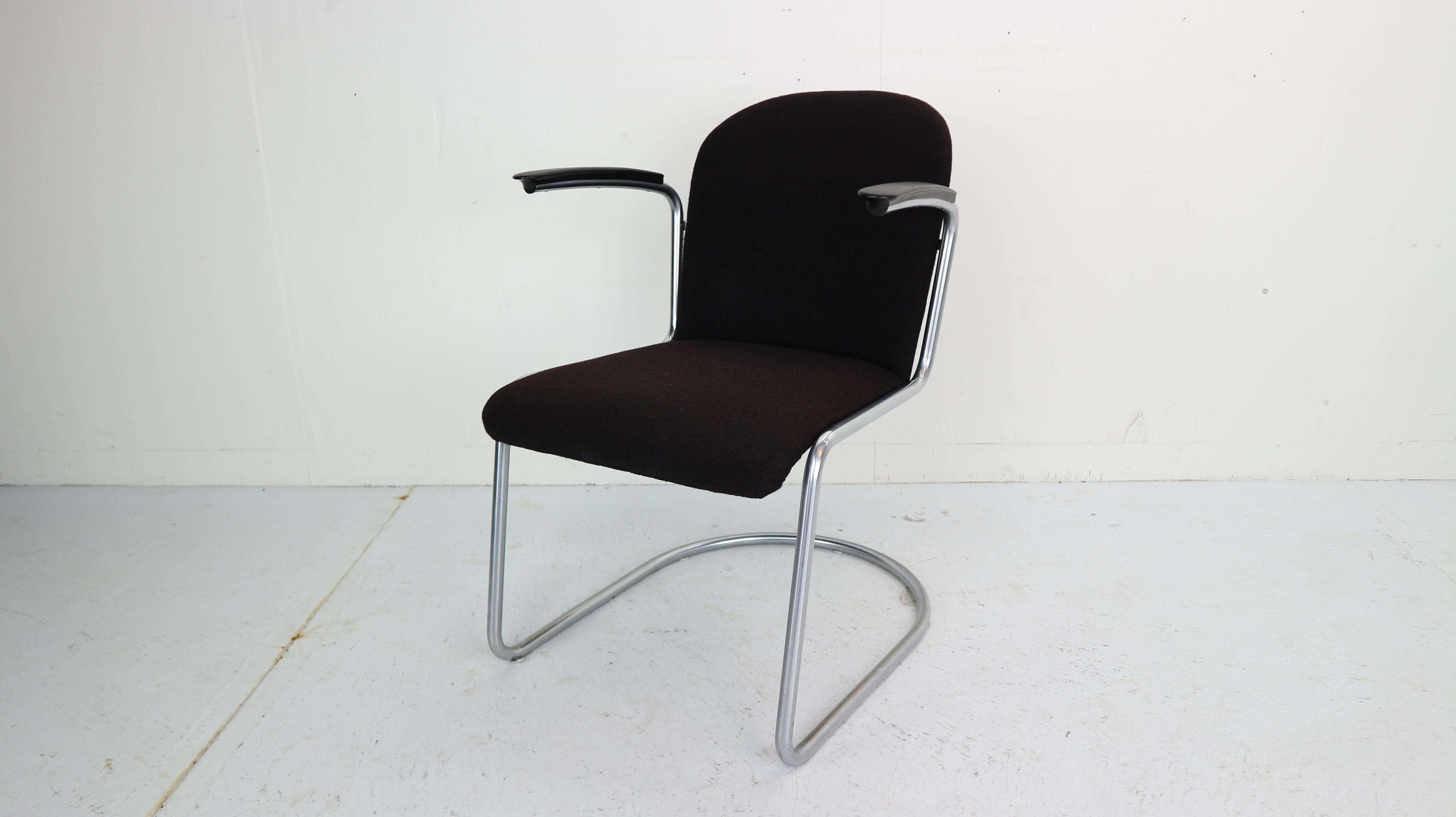 Set of Two W.H. Gispen M-413 Armchair, Dutch Design, 1953 In Good Condition In The Hague, NL