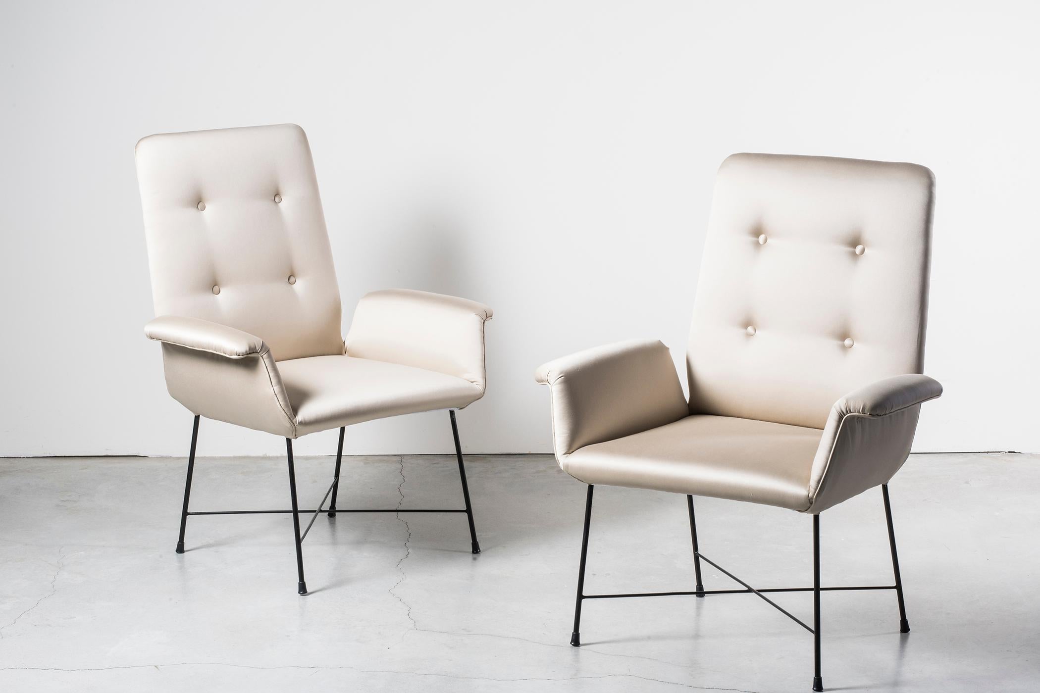 Brazilian Set of Two White Armchairs by Martin Eisler and Carlo Hauner For Sale