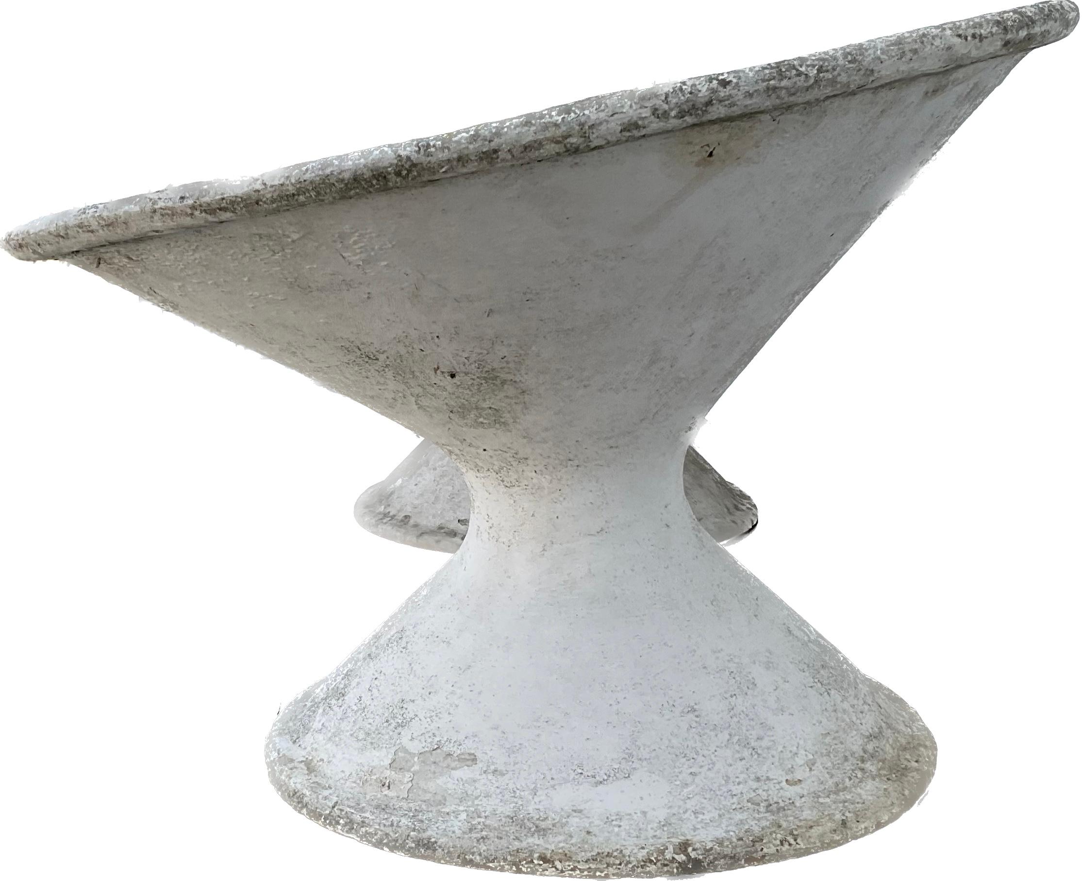 Set of Two Willy Guhl Tilted Concrete Planters For Sale 3