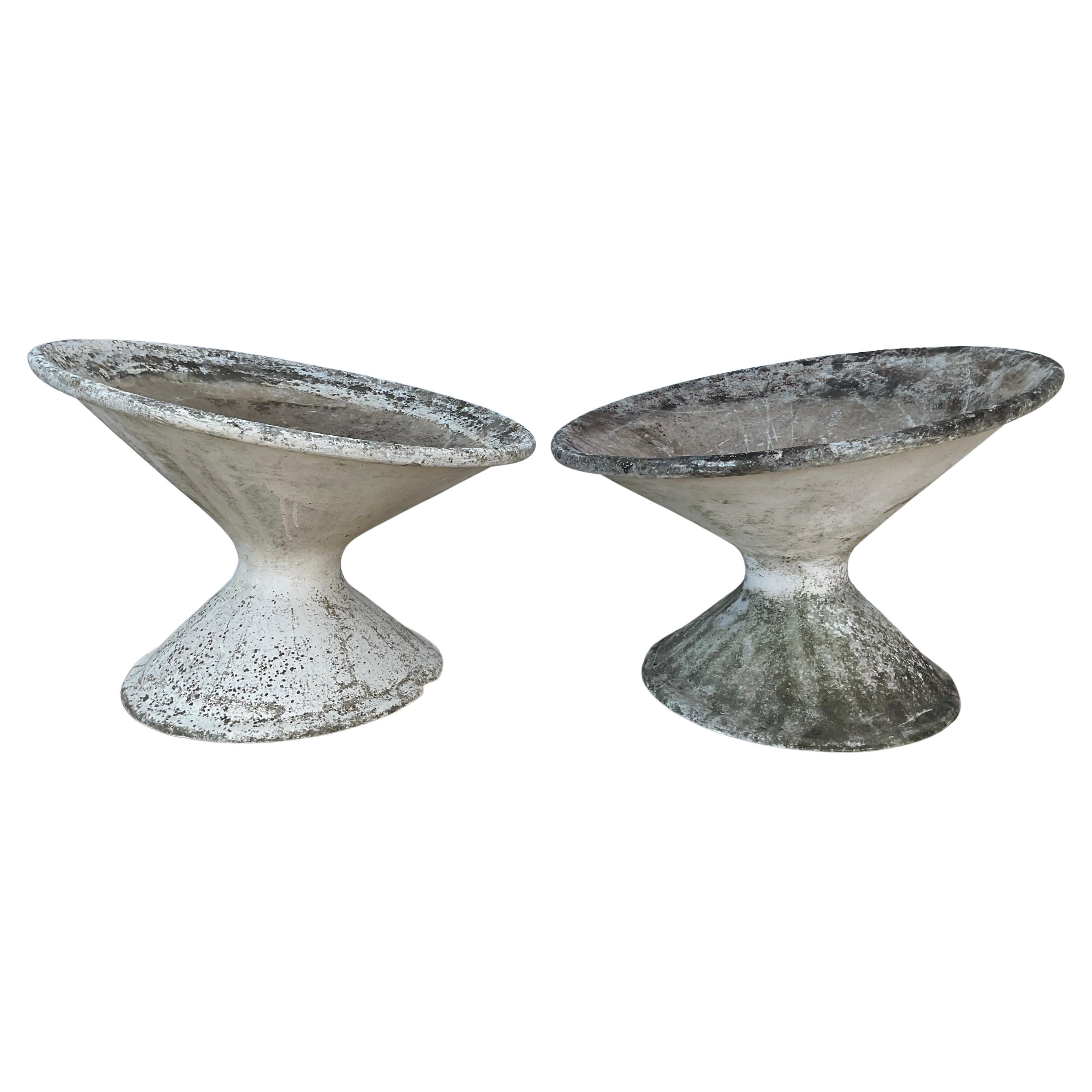 Set of Two Willy Guhl Tilted Concrete Planters For Sale