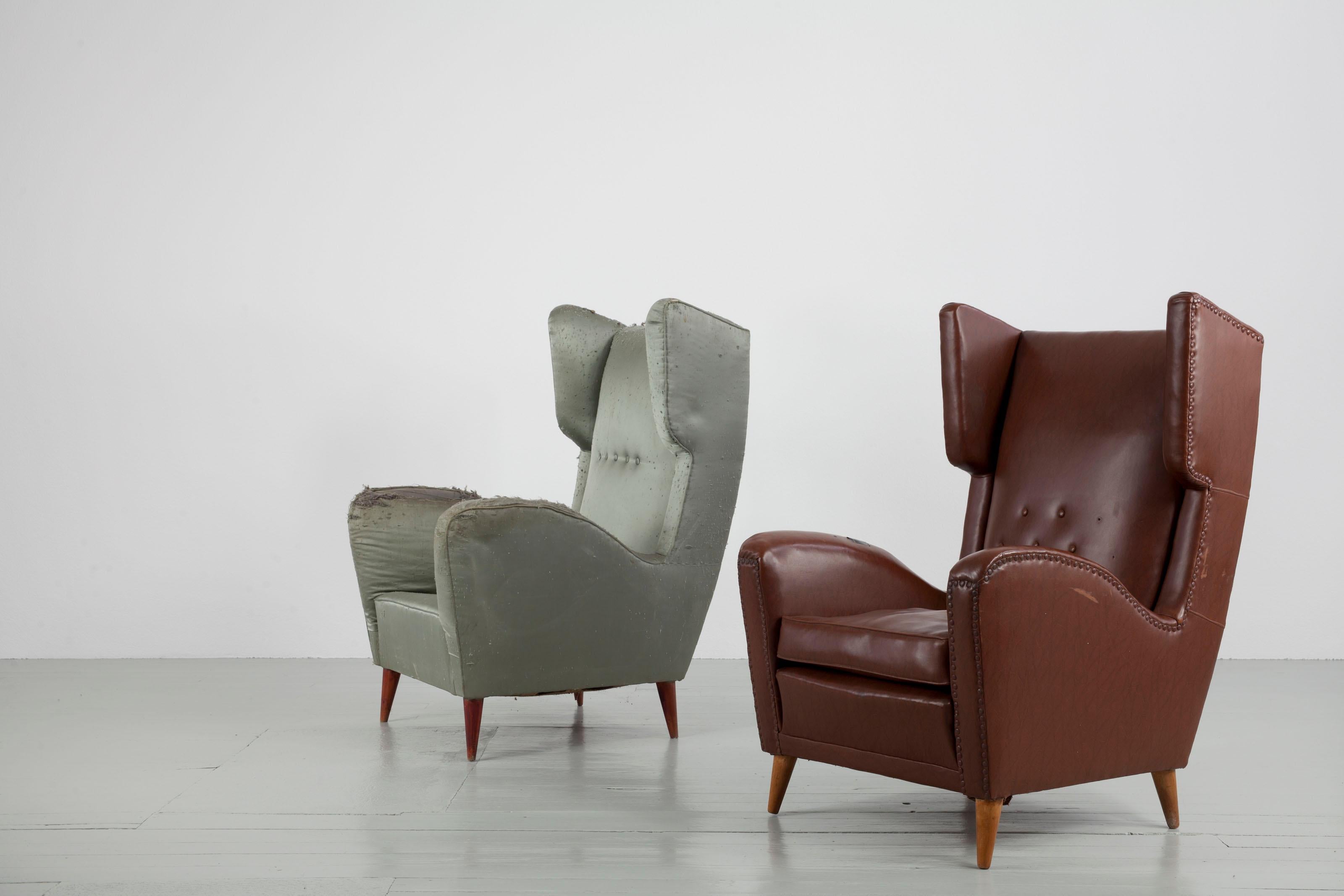 Set of Two Wingback Chairs, Design by Melchiorre Bega, Italy, 1950s For Sale 5