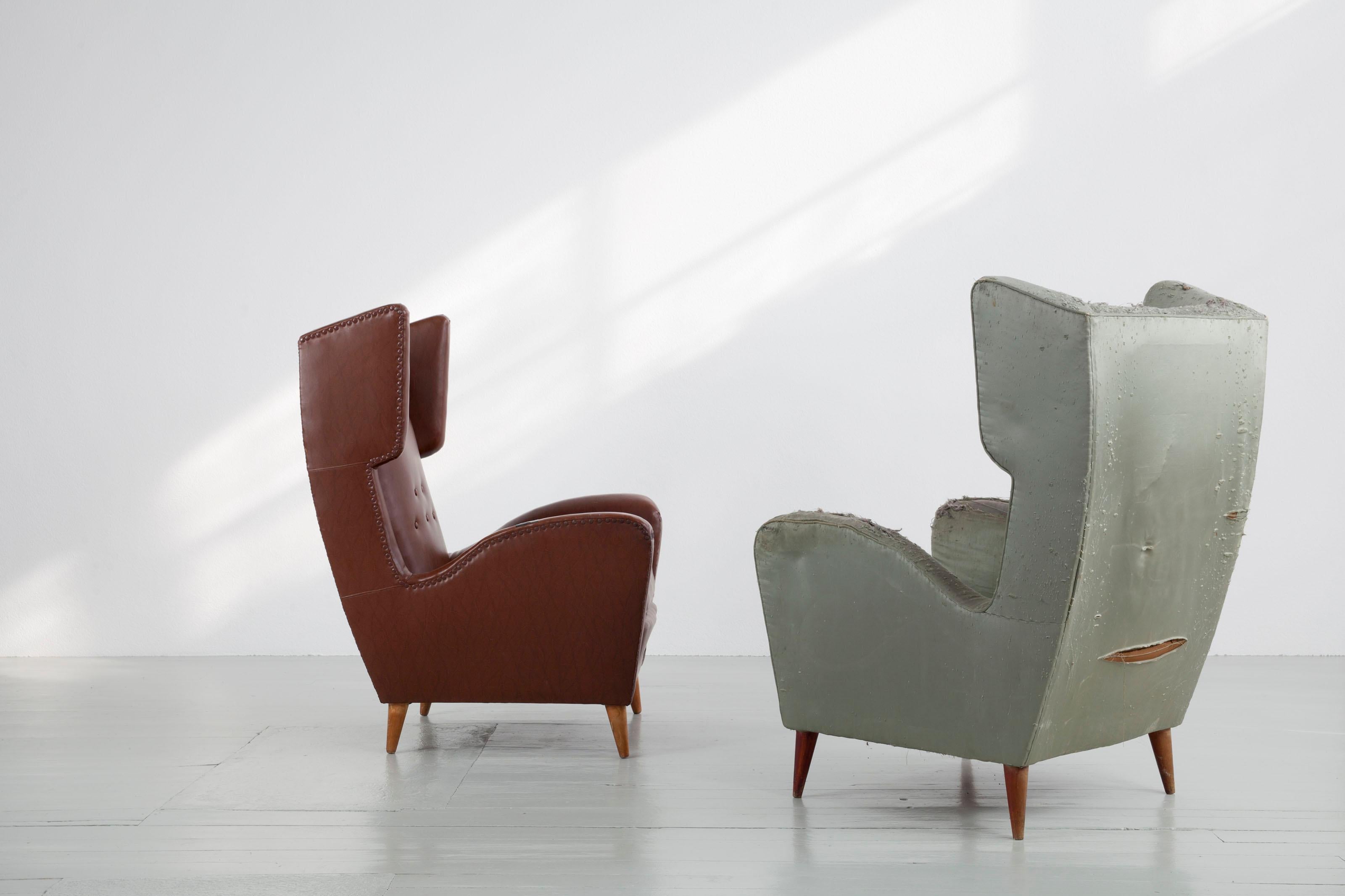 Set of Two Wingback Chairs, Design by Melchiorre Bega, Italy, 1950s For Sale 6