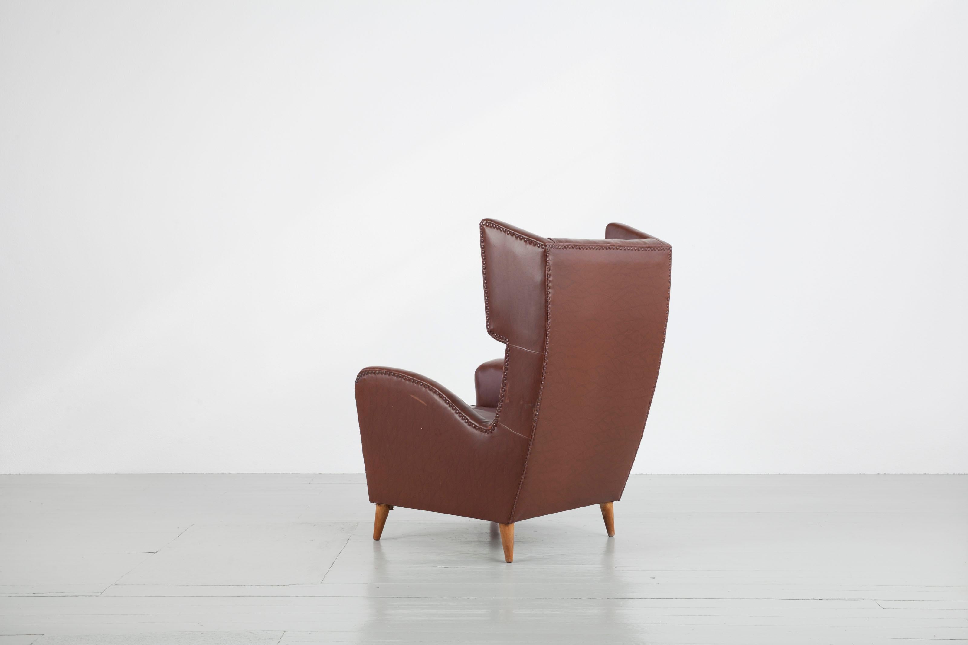 Mid-20th Century Set of Two Wingback Chairs, Design by Melchiorre Bega, Italy, 1950s For Sale