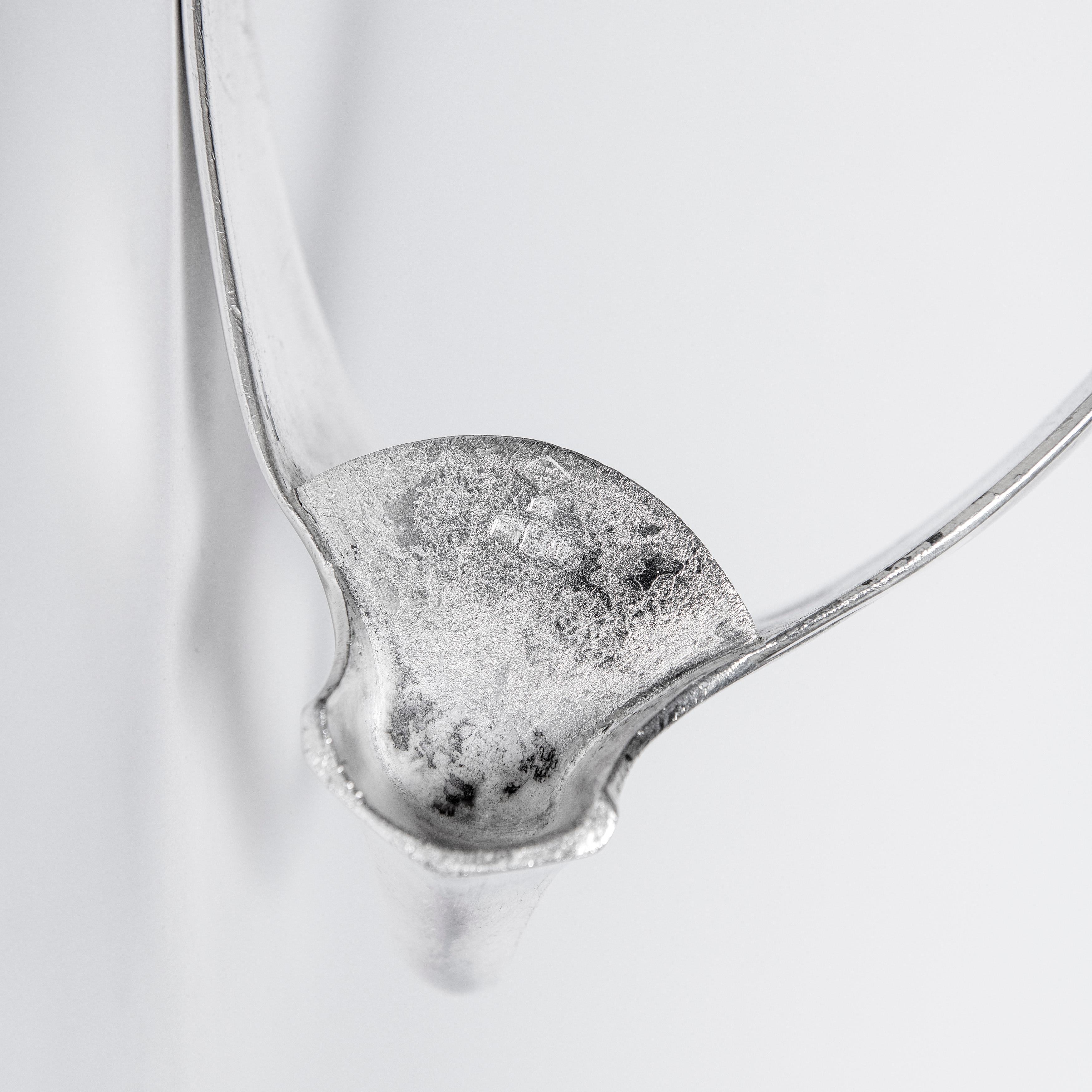 Placcato argento Set di due vasi da fiori e jardinière in argento W.M.F., periodo Jugendstil in vendita