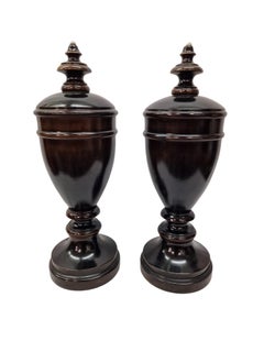 Juego de dos jarrones/urnas de madera, madera frutal, porcelana, sellos de cera, 1880, Alemania