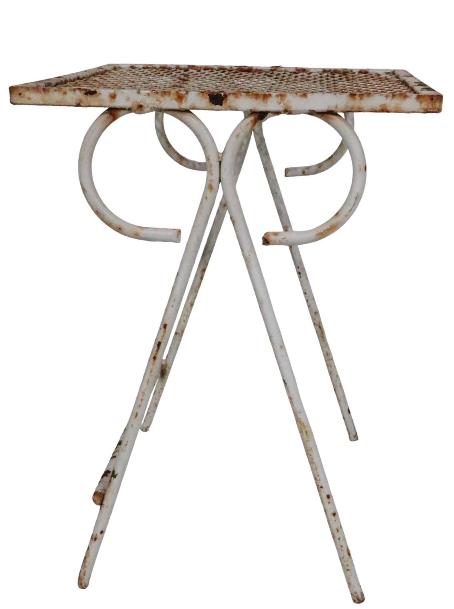 Ensemble de deux pièces en fer forgé  Tables gigognes de Tempestini pour Salterini, vers les années 1950 en vente 3