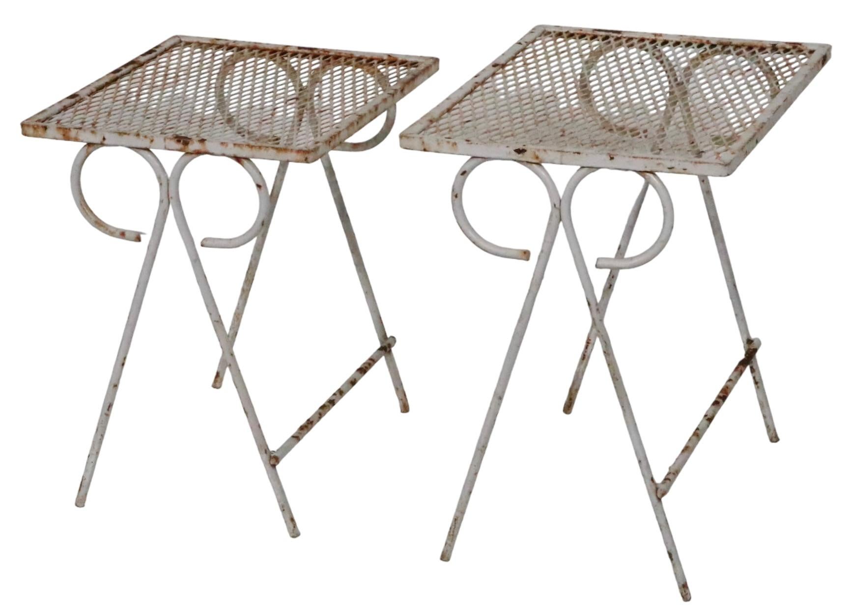 Set of Two Wrought Iron Nesting Tables by Tempestini for Salterini, circa 1950s For Sale 7