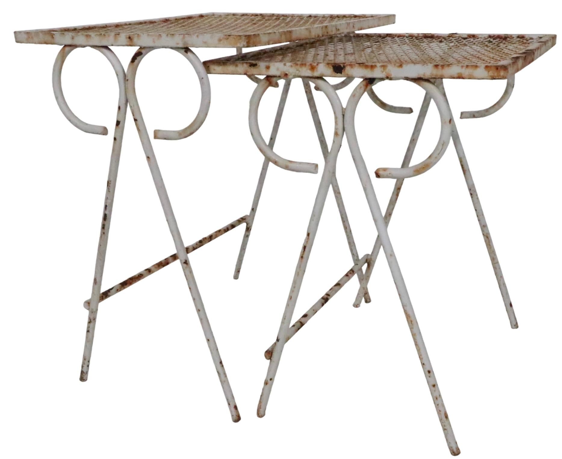 20th Century Set of Two Wrought Iron Nesting Tables by Tempestini for Salterini, circa 1950s For Sale