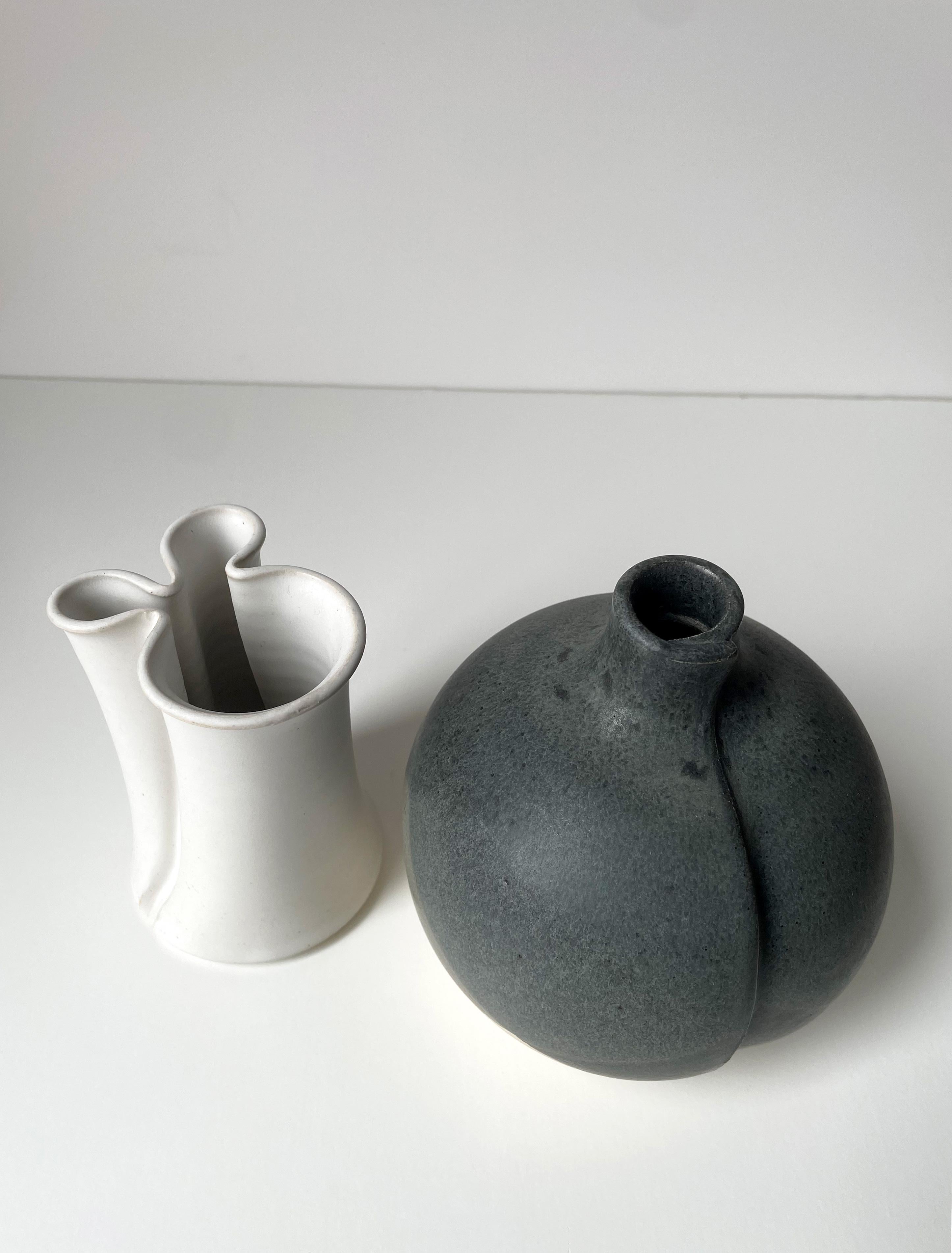 Scandinave moderne Ensemble de deux vases danois en céramique organique moderne, Würtz, années 1980 en vente