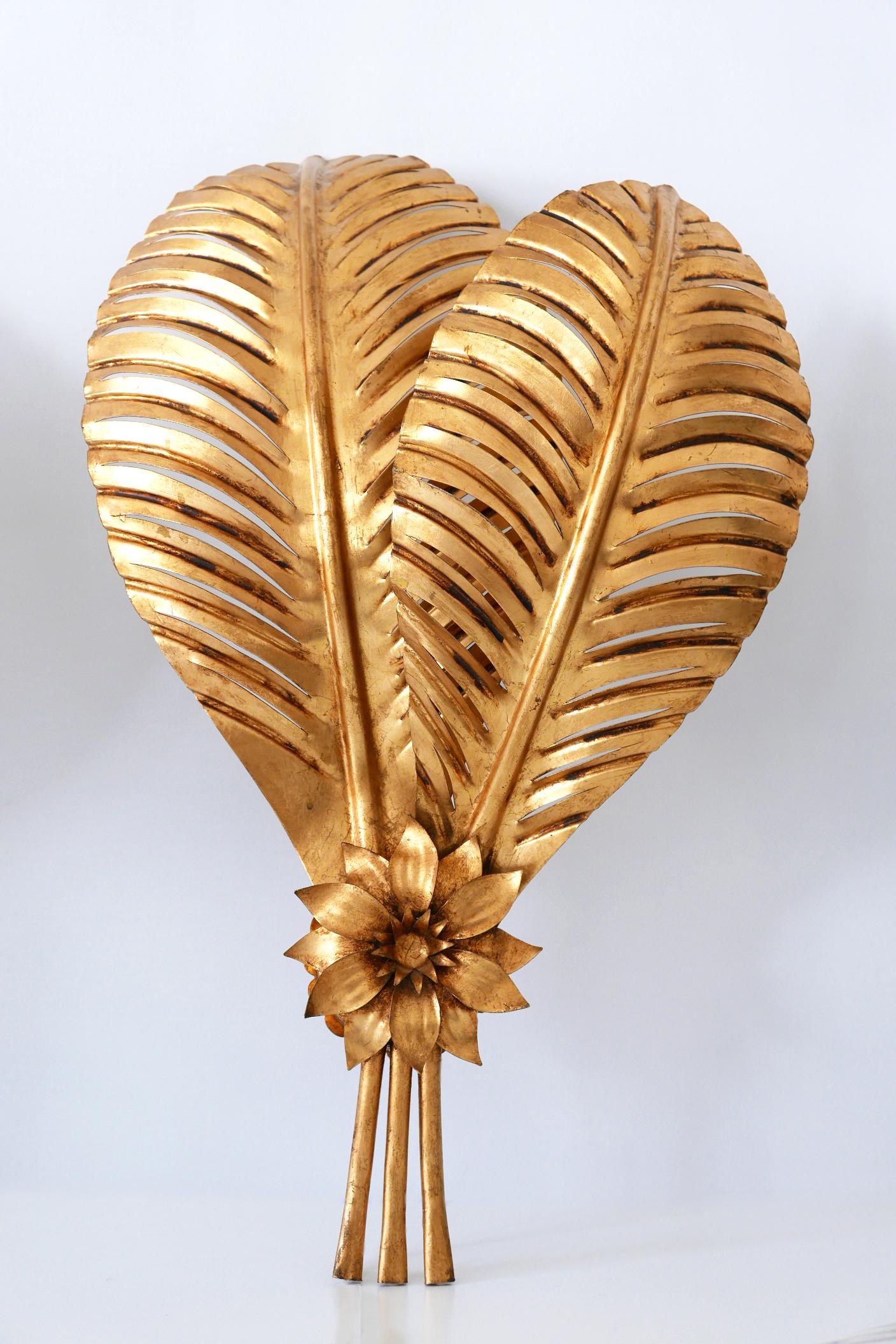 Set of Two Extra Large Gilt Metal Palm Leaf Wall Lamps, Hans Kögl, 1970s Germany For Sale 2