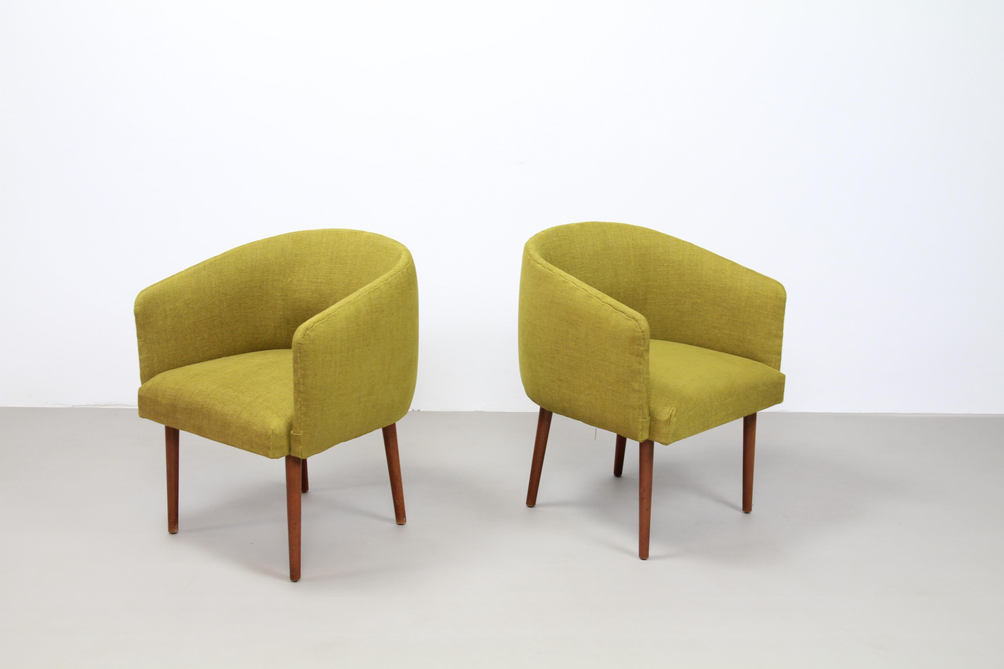 Dutch Set of Two Yellow Mid-Century Modern Club Chairs