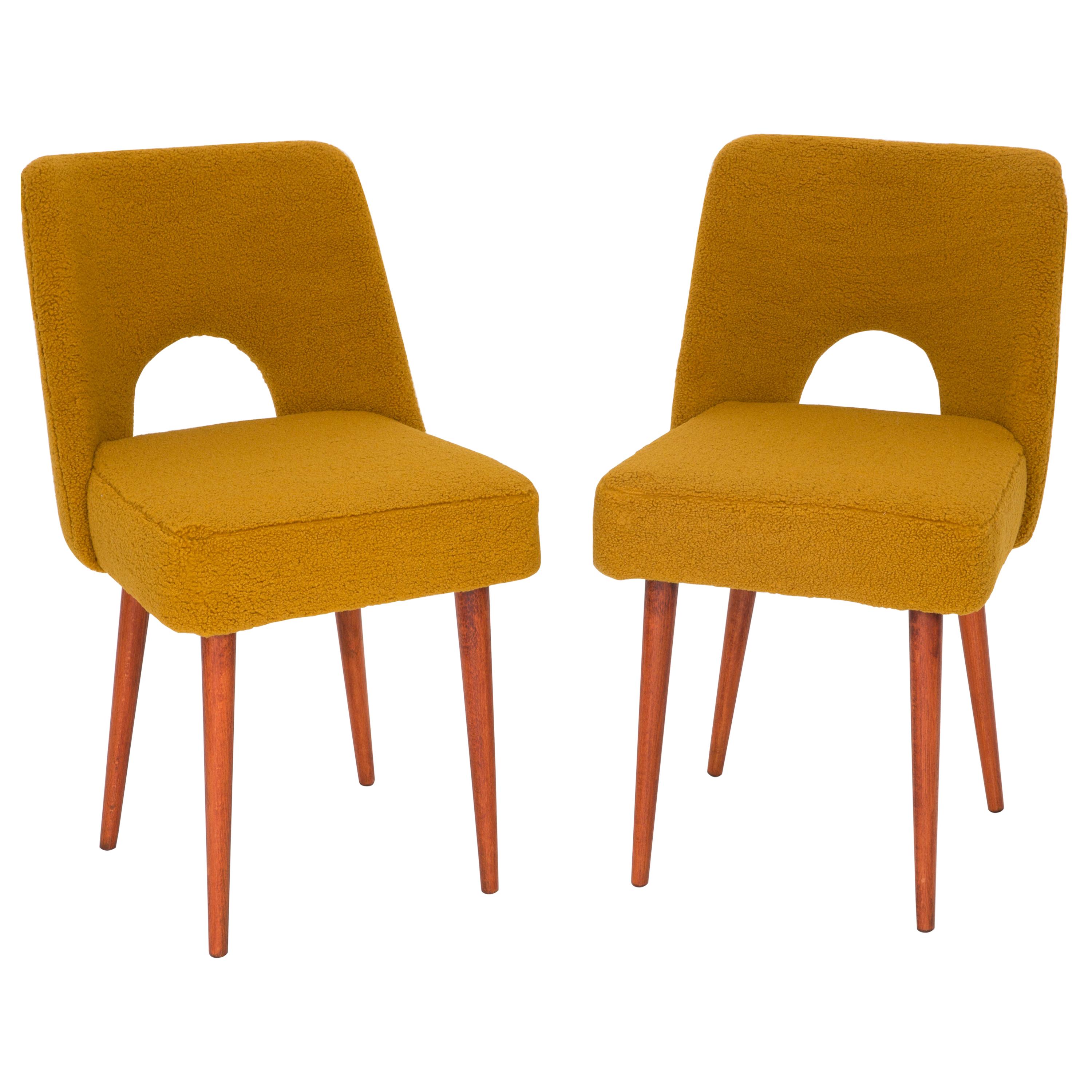 Ensemble de deux chaises Shell en bouclette d'ocre jaune, années 1960 en vente