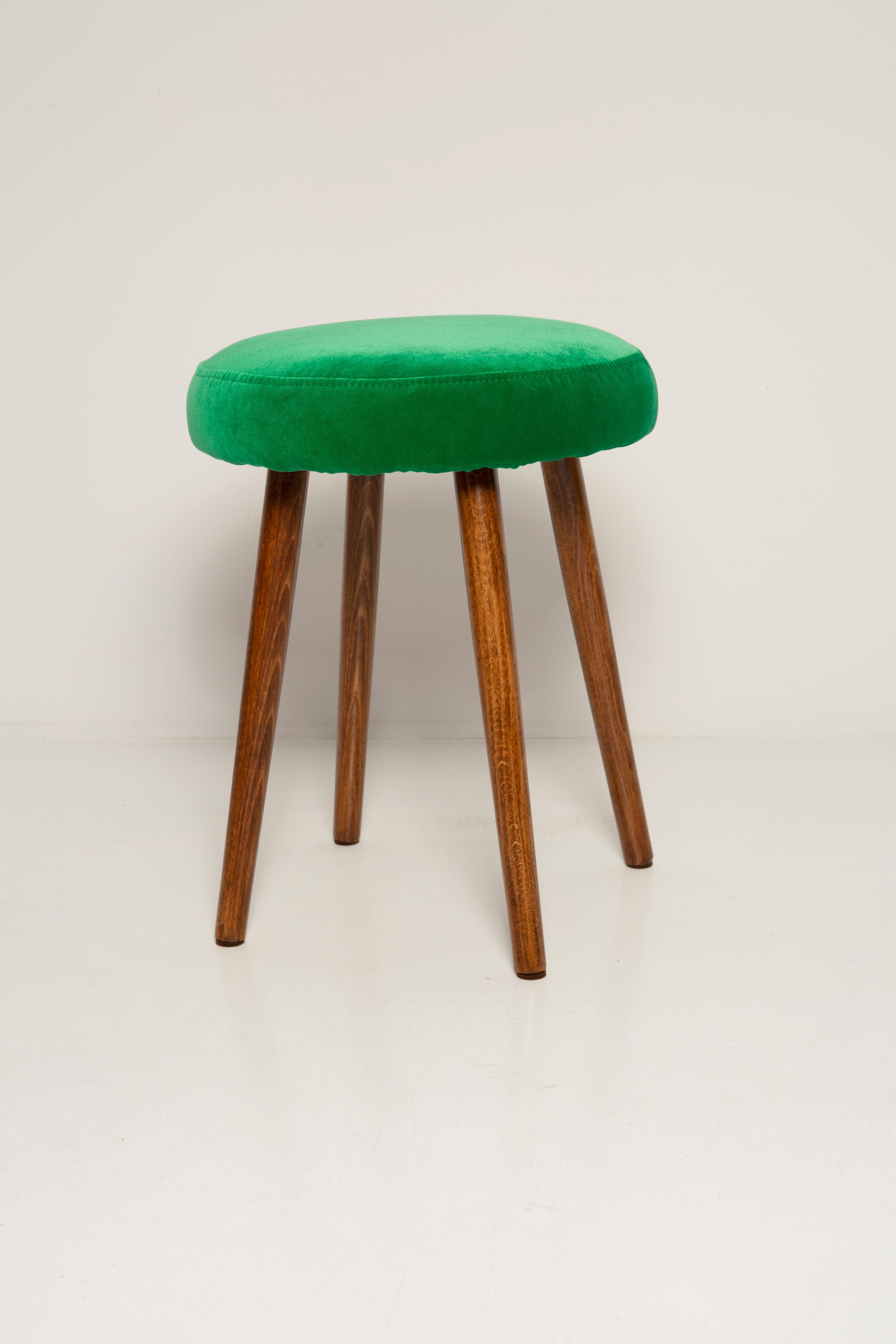 grass green stool