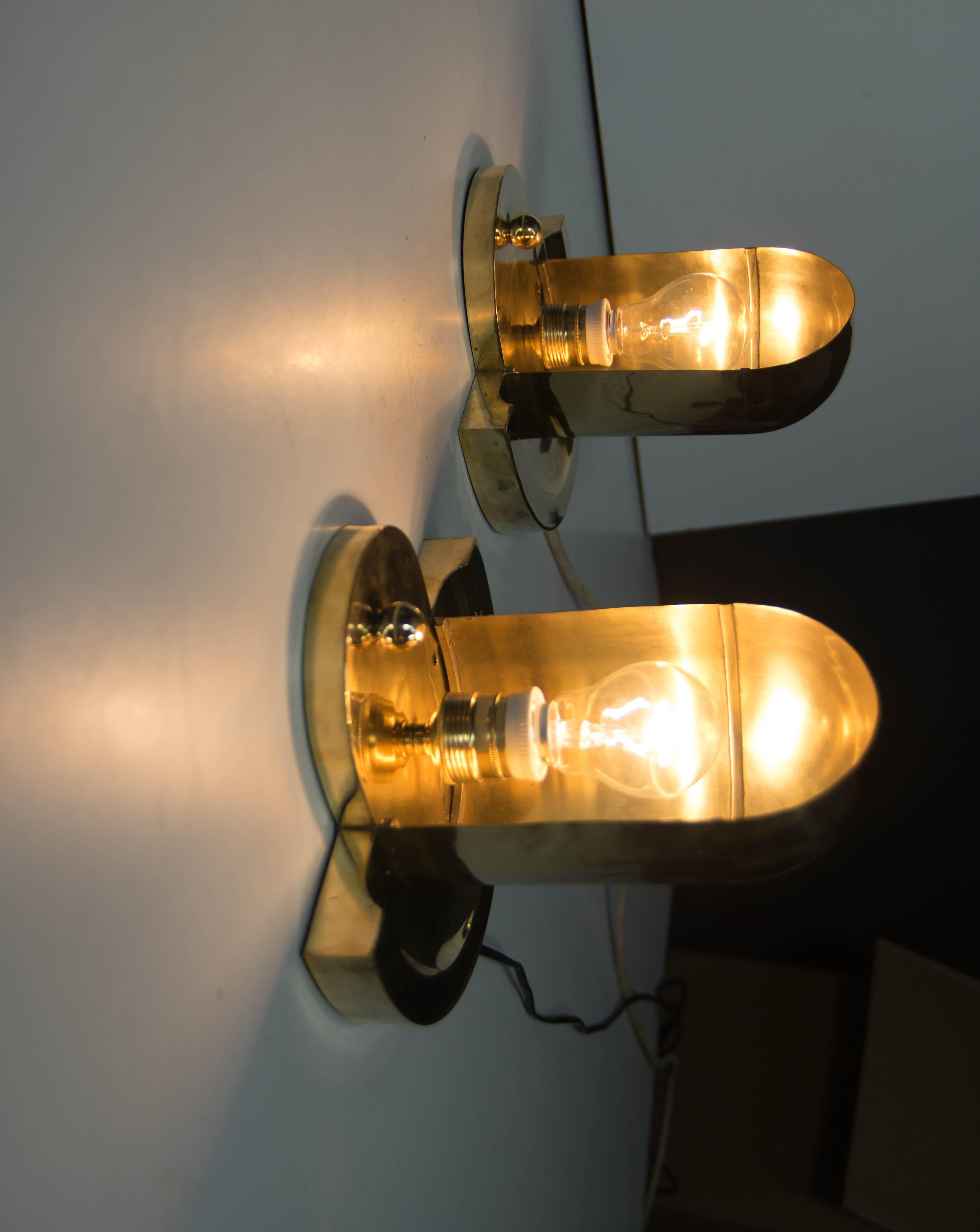 Set of Unique Cubistic Brass Wall Lamps, 1920s In Good Condition In Praha, CZ