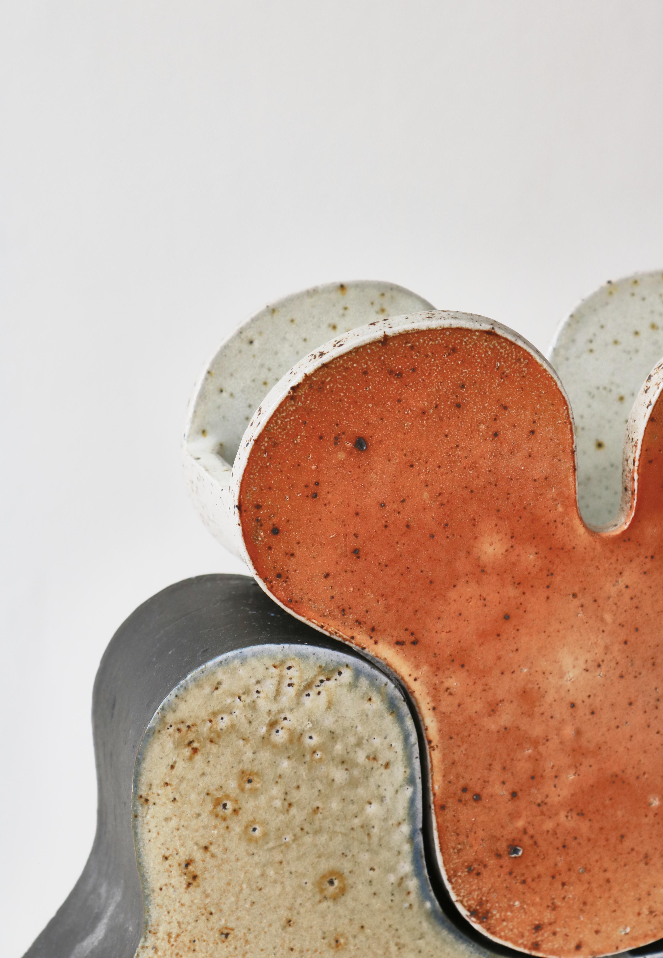 Ensemble de vases sculpturaux uniques en grès par Bente Hansen, Danemark, années 1970 Bon état - En vente à Odense, DK