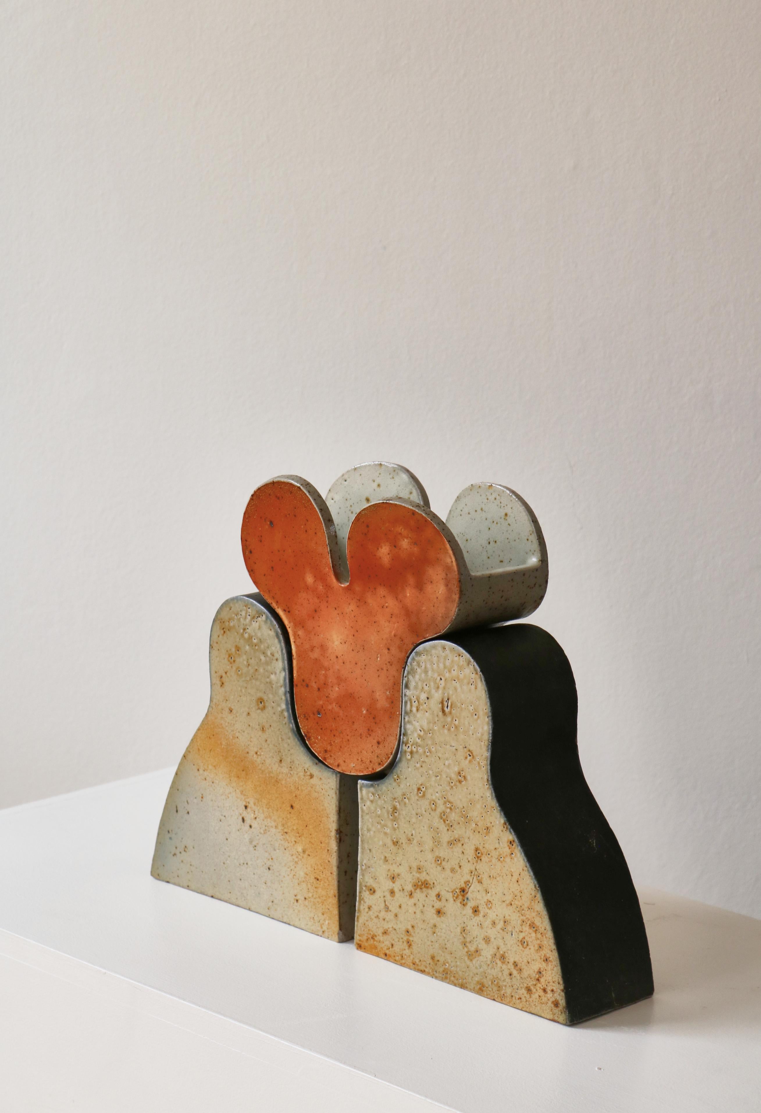 Fin du 20e siècle Ensemble de vases sculpturaux uniques en grès par Bente Hansen, Danemark, années 1970 en vente