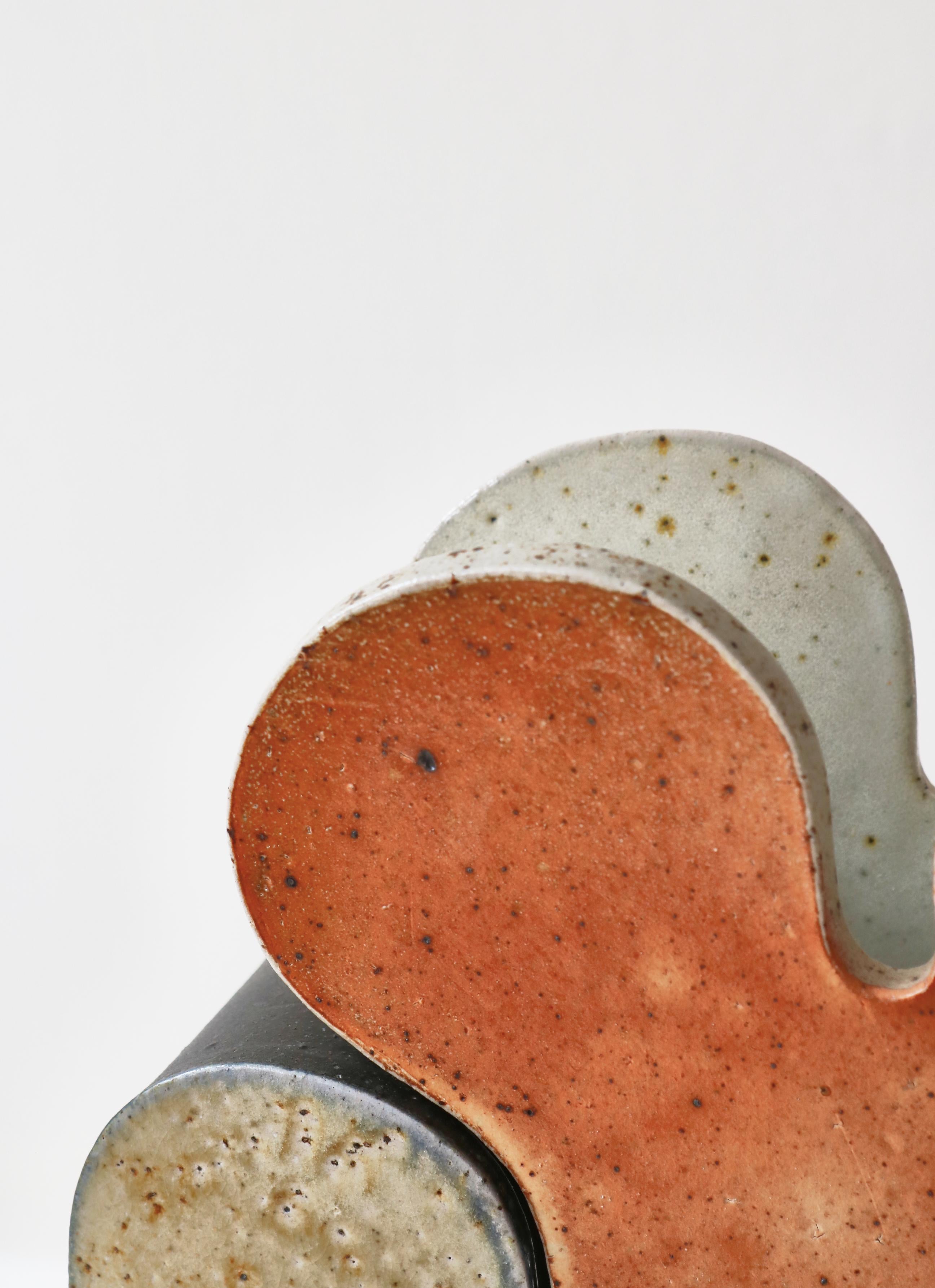 Grès Ensemble de vases sculpturaux uniques en grès par Bente Hansen, Danemark, années 1970 en vente