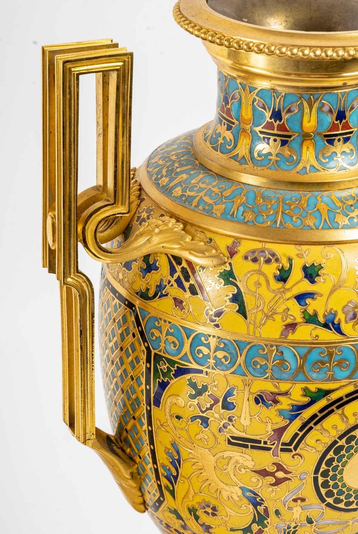 Set of Vases with Pompeian Decoration, 19 Century In Good Condition In Saint-Ouen, FR
