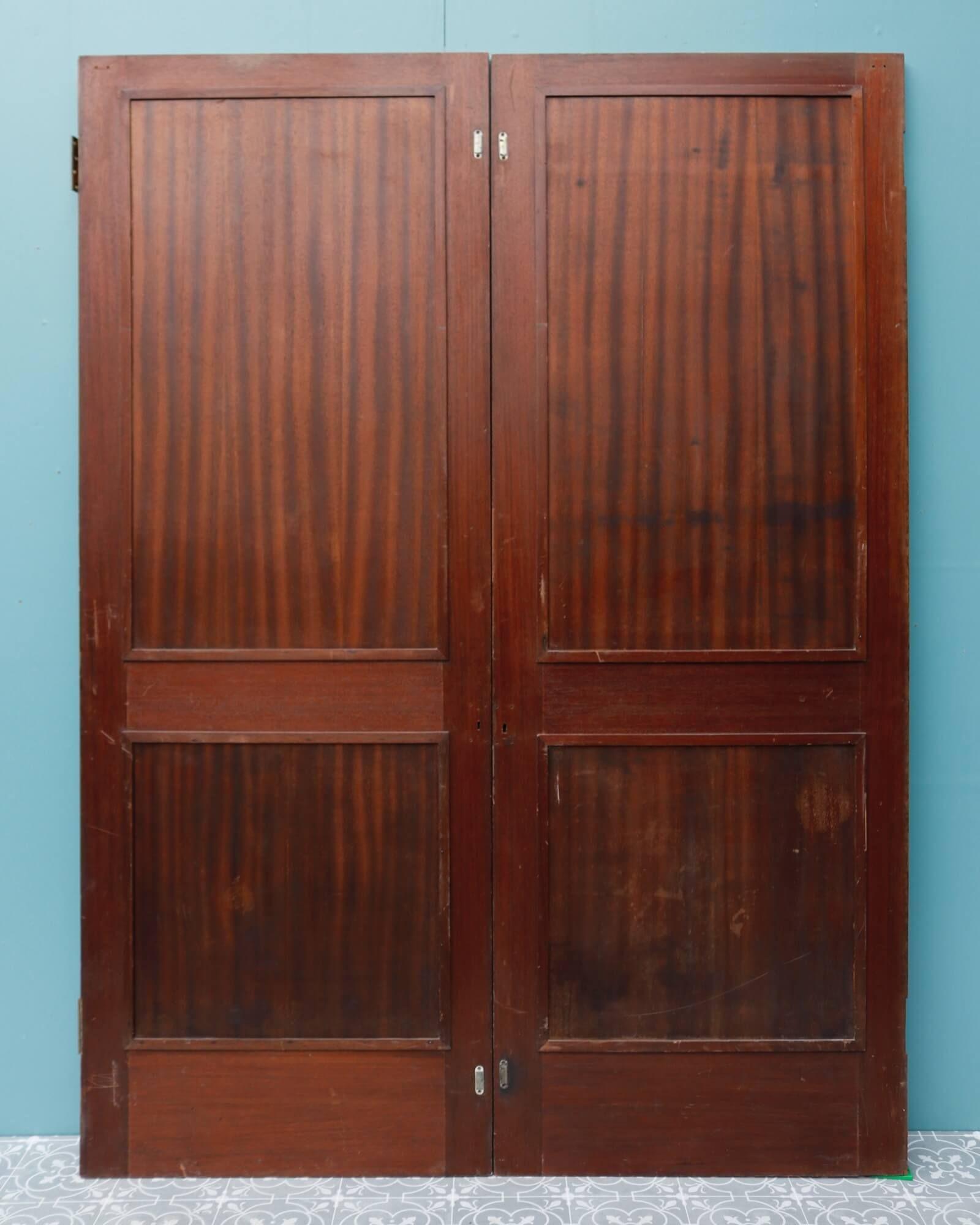 20th Century Set of Veneered English Victorian Double Doors For Sale