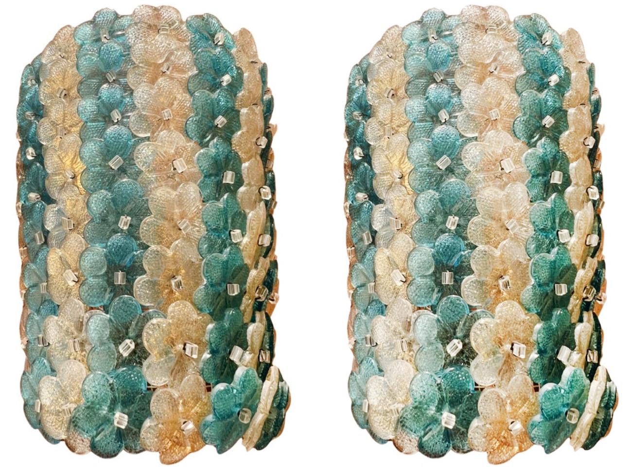 Set aus venezianischen Decken- und Wandlampenpaaren. Murano, 1950er Jahre (Mitte des 20. Jahrhunderts)