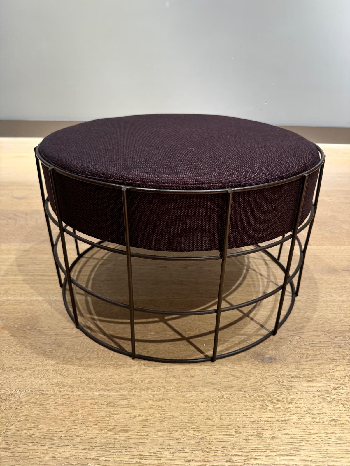 Set of Verner Panton square wire stool and circular wire stool For Sale 4