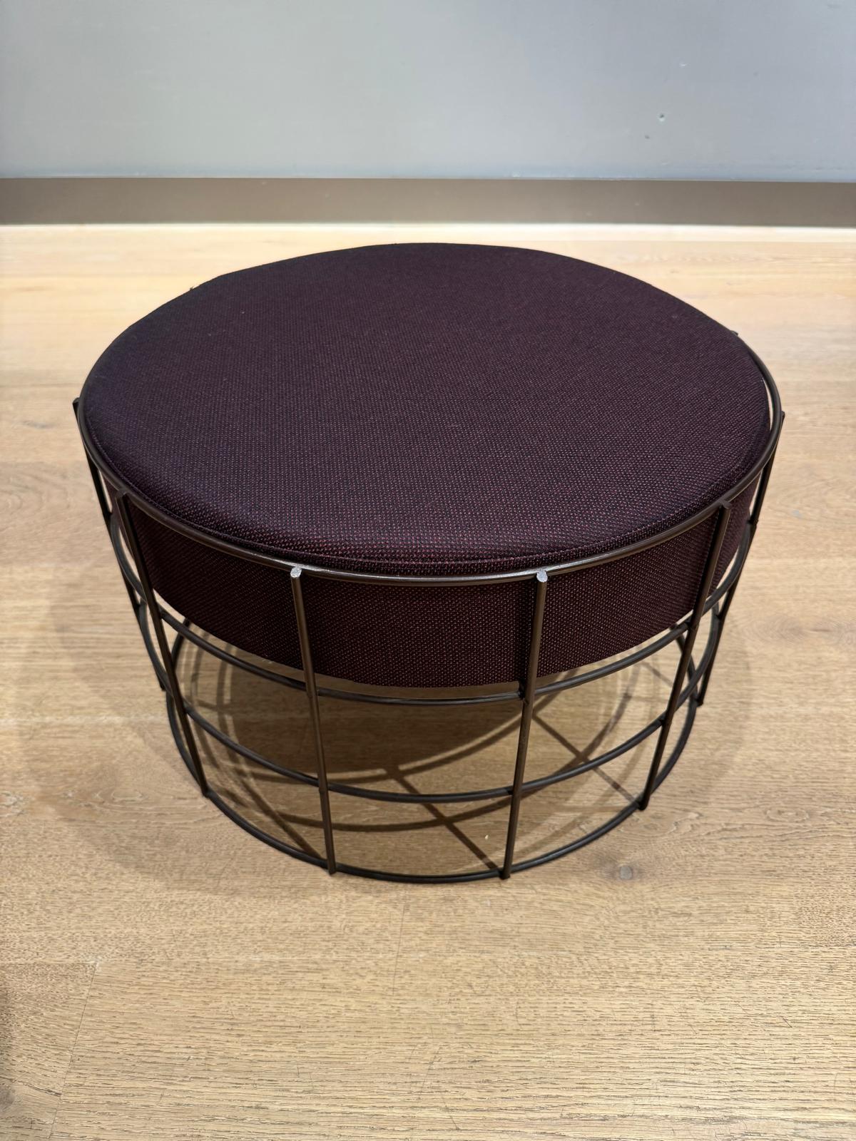 Set of Verner Panton square wire stool and circular wire stool For Sale 9