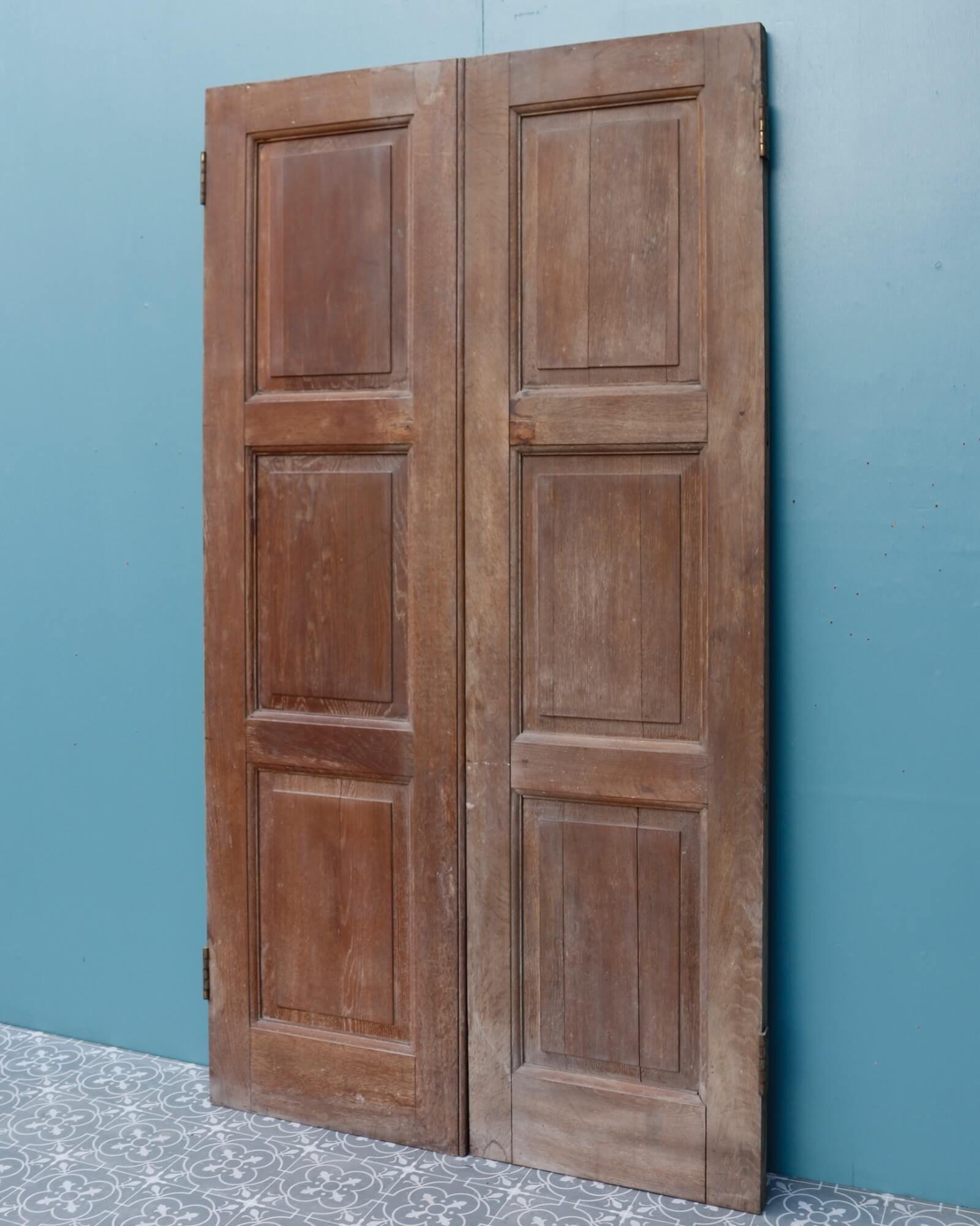 Wood Set of Victorian Oak Double Doors with Frame For Sale