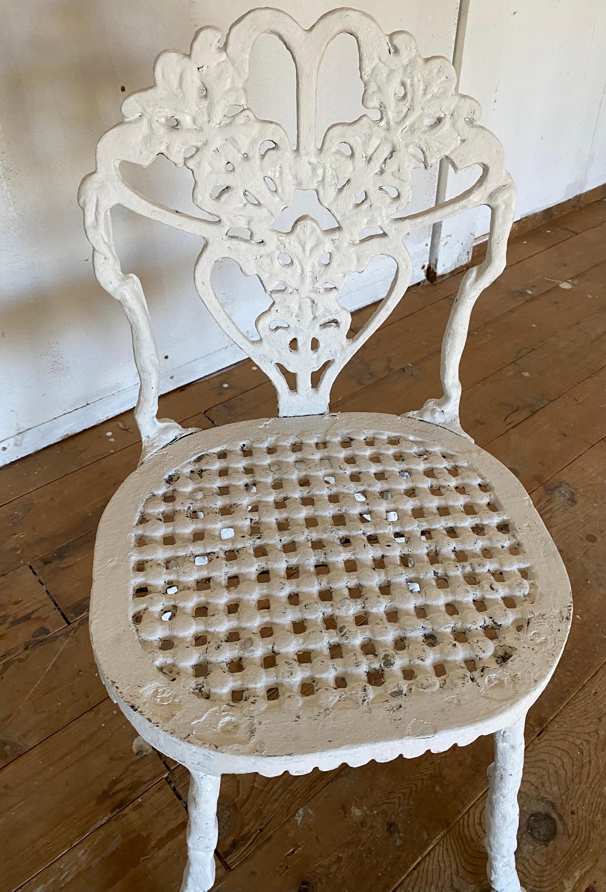 Regency Set di sedie da giardino da esterno in alluminio fuso in stile vittoriano in vendita