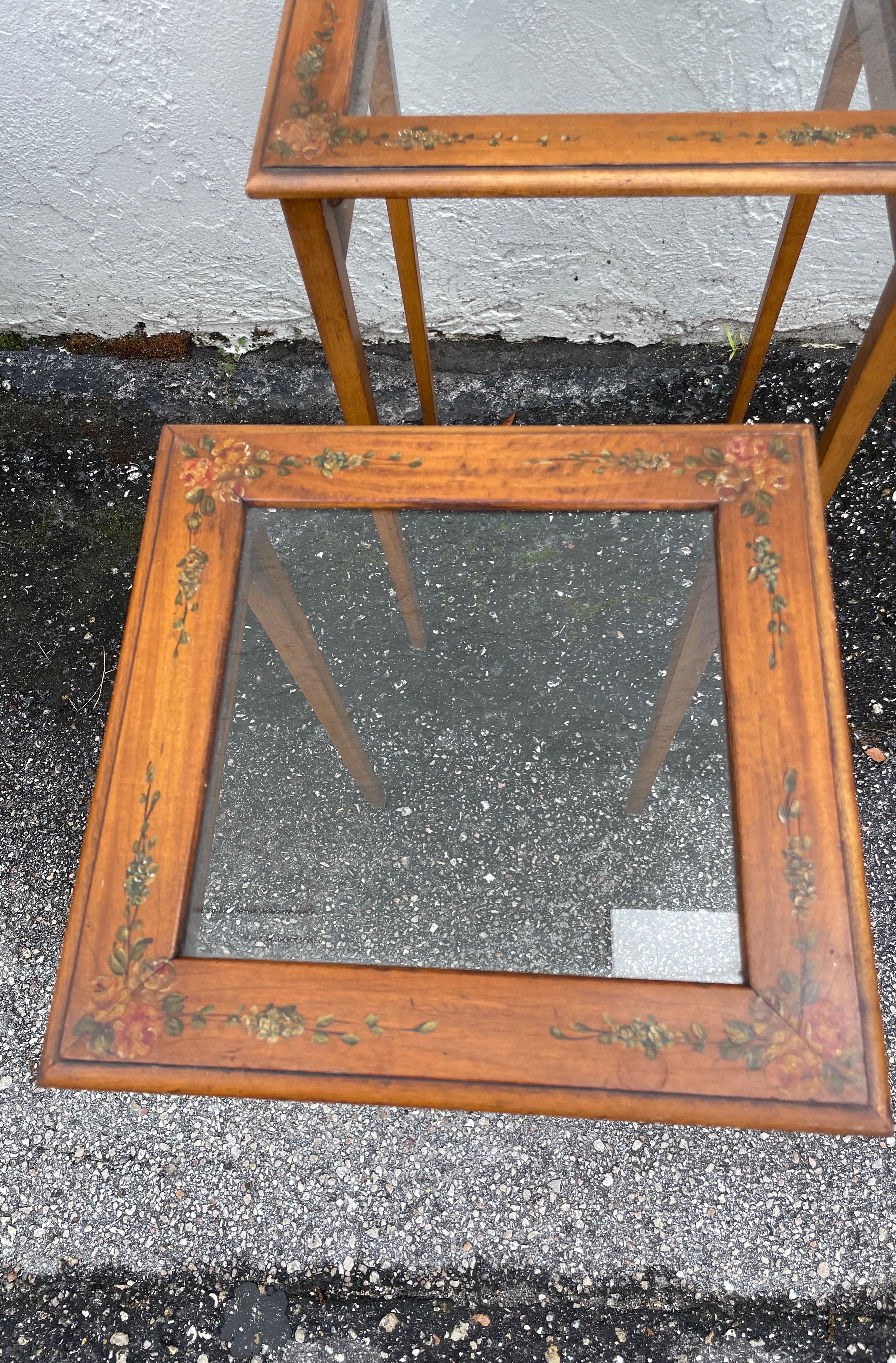 English Set of Vintage Adam's Style Stacking Tables For Sale