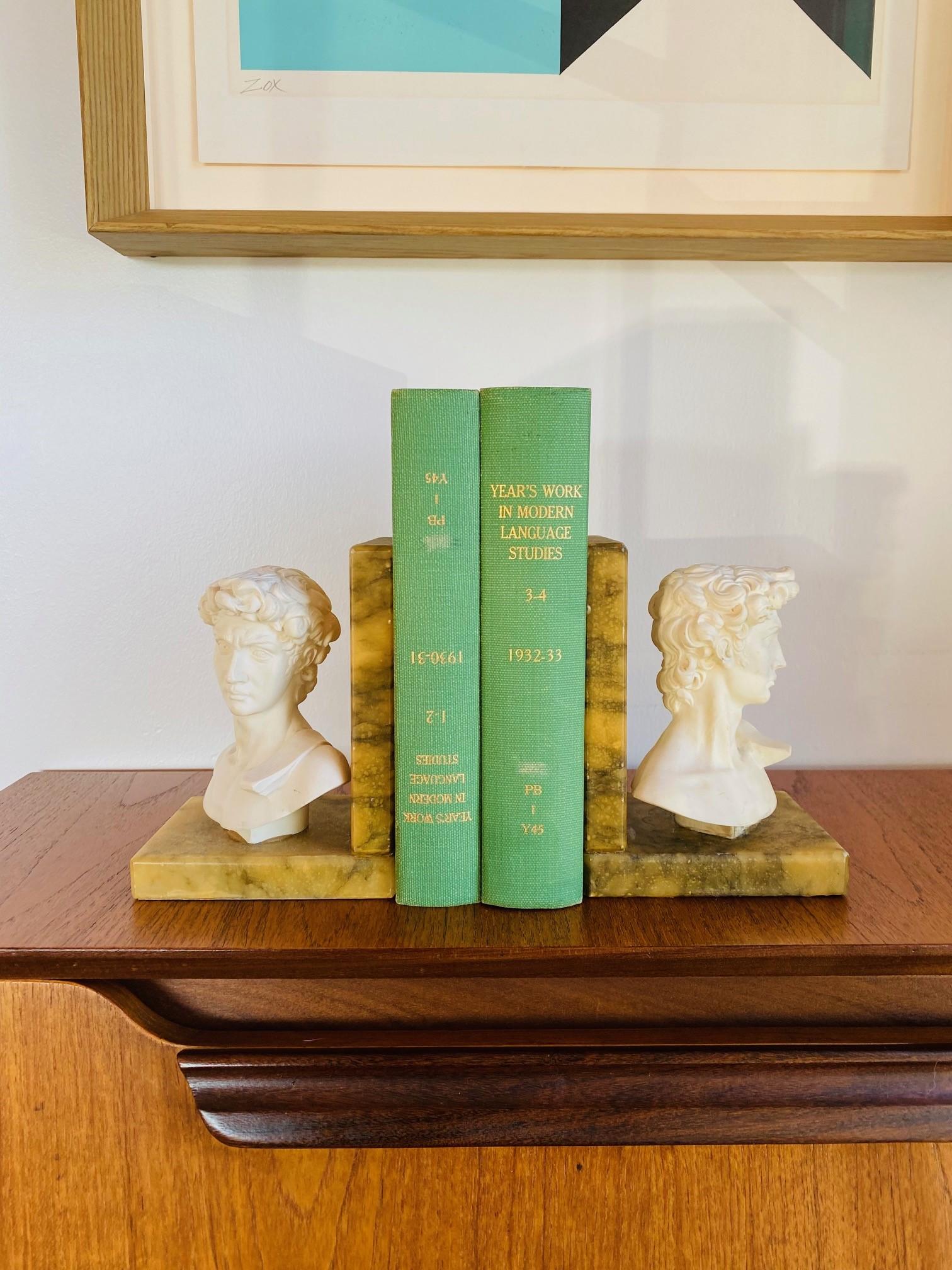 Hand-Crafted Set of Vintage Alabaster Marble Hellenistic Bust Bookends From Italy For Sale