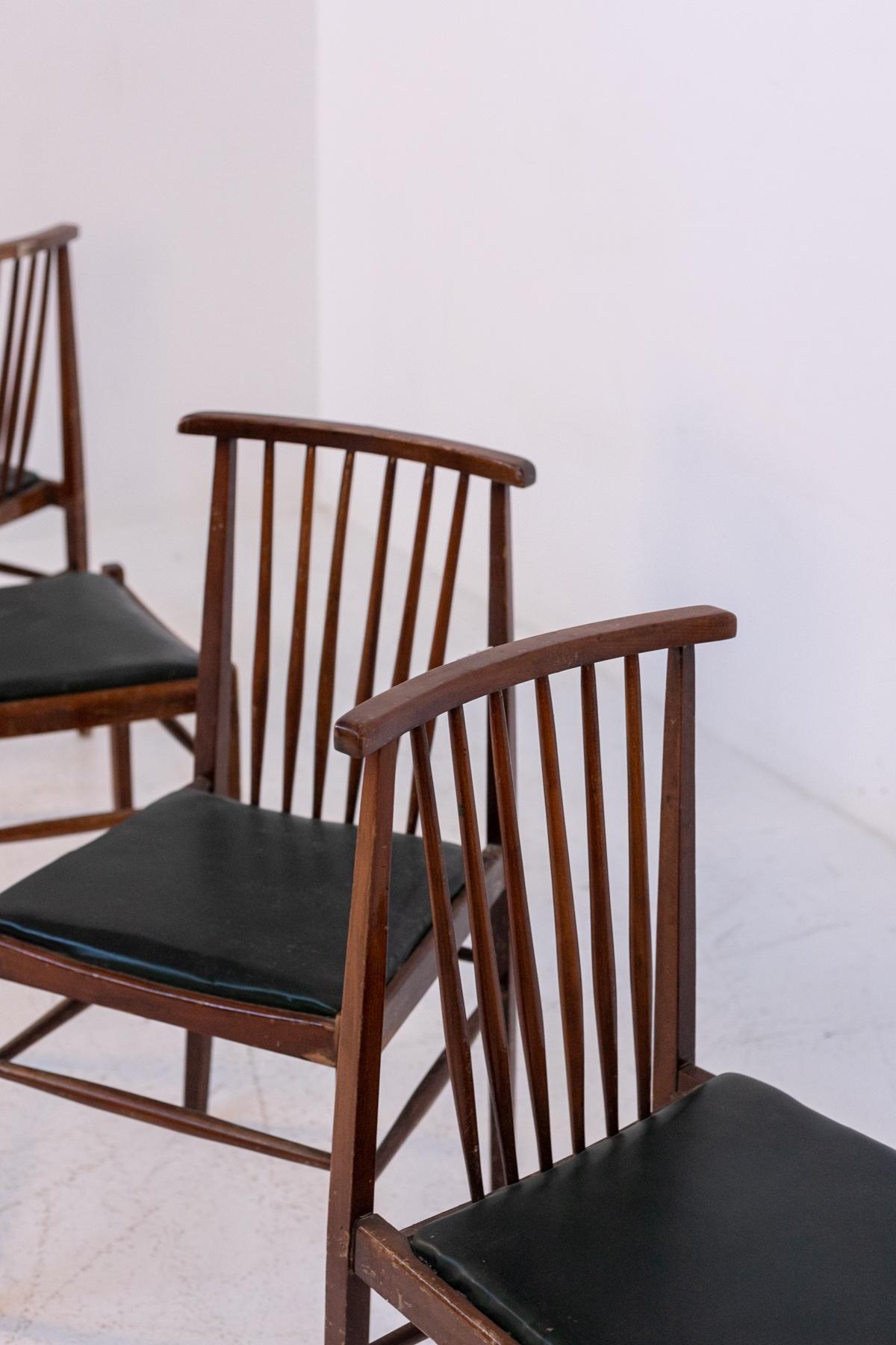 Set of Vintage American Leather and Wood Chairs In Good Condition For Sale In Milano, IT
