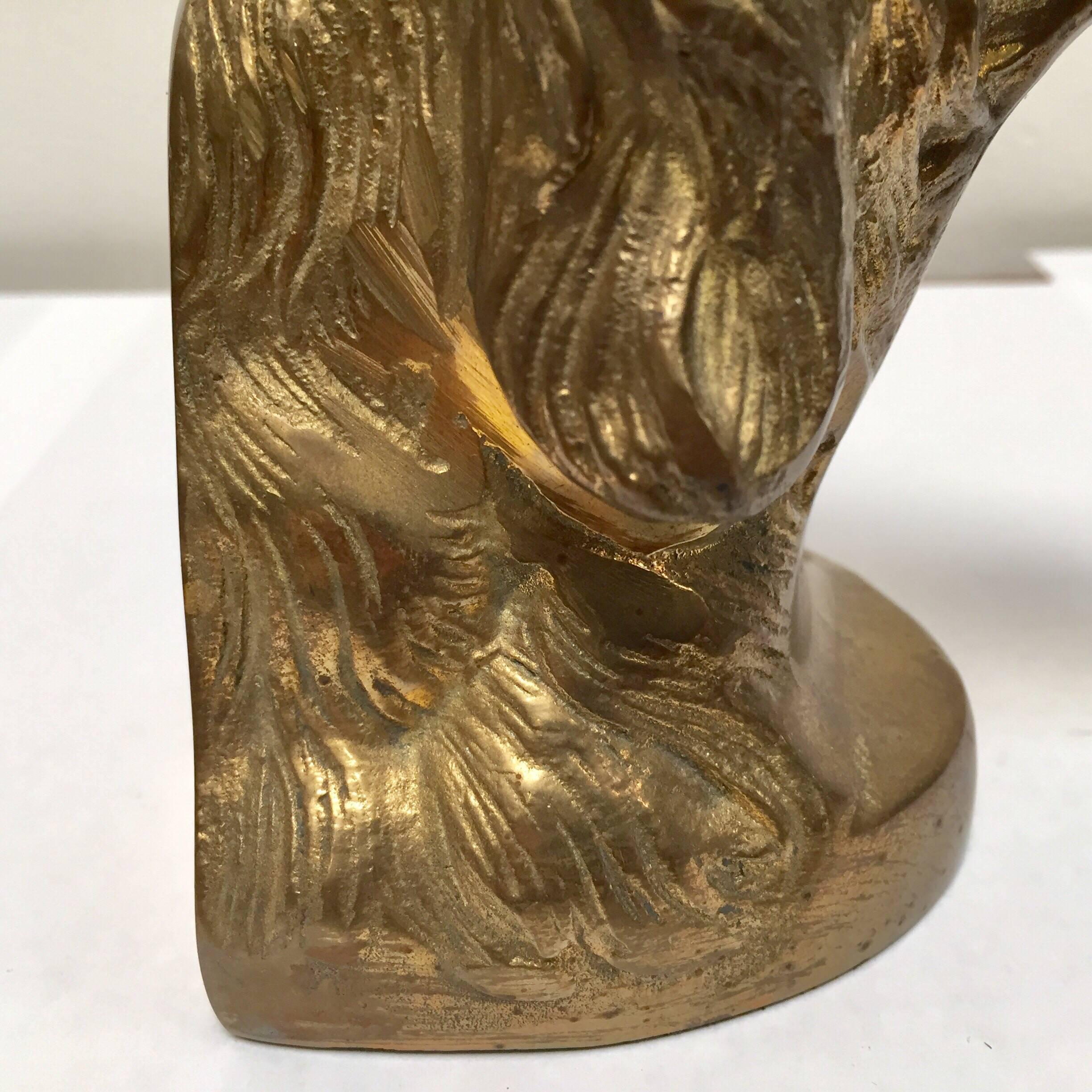 Hand-Carved Set of Vintage Cast Brass Sculpture of Beagle Dog Bust Bookends