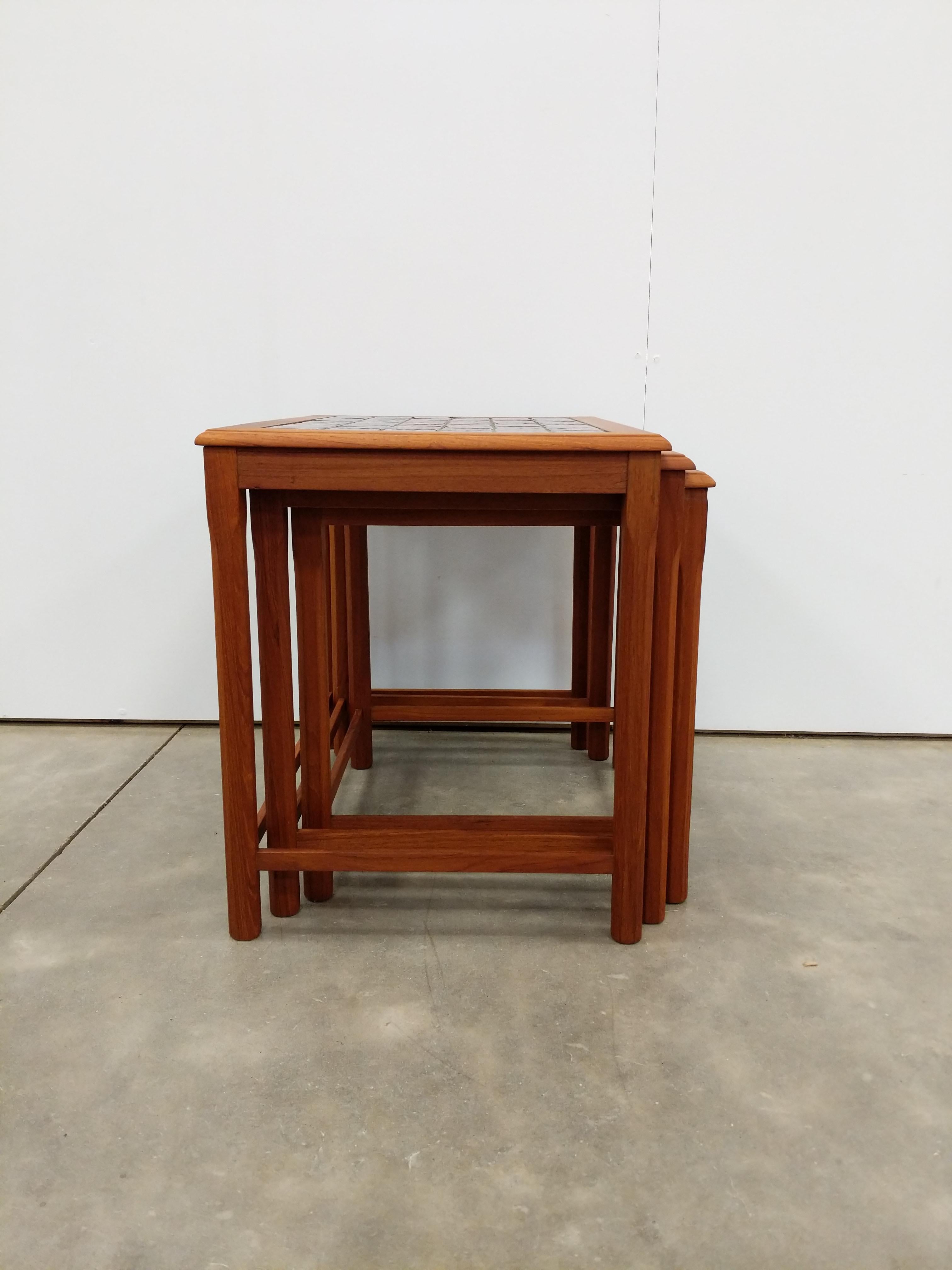 Set of Vintage Danish Modern Teak and Tile Nesting Tables For Sale 2